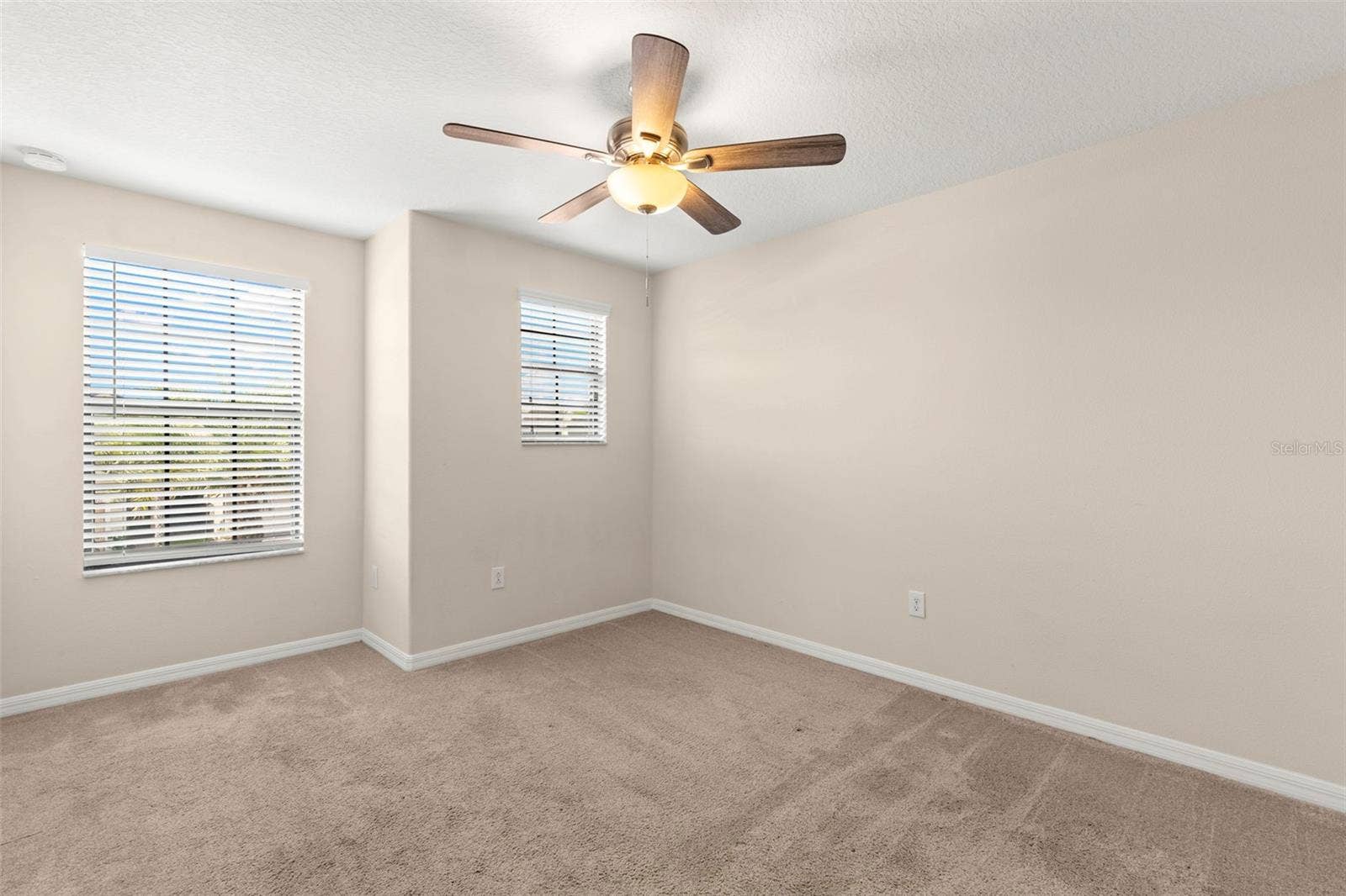2719 GARDEN FALLS DRIVE, Brandon, FL 33511 2719 GARDEN FALLS DRIVE, Brandon, FL 33511