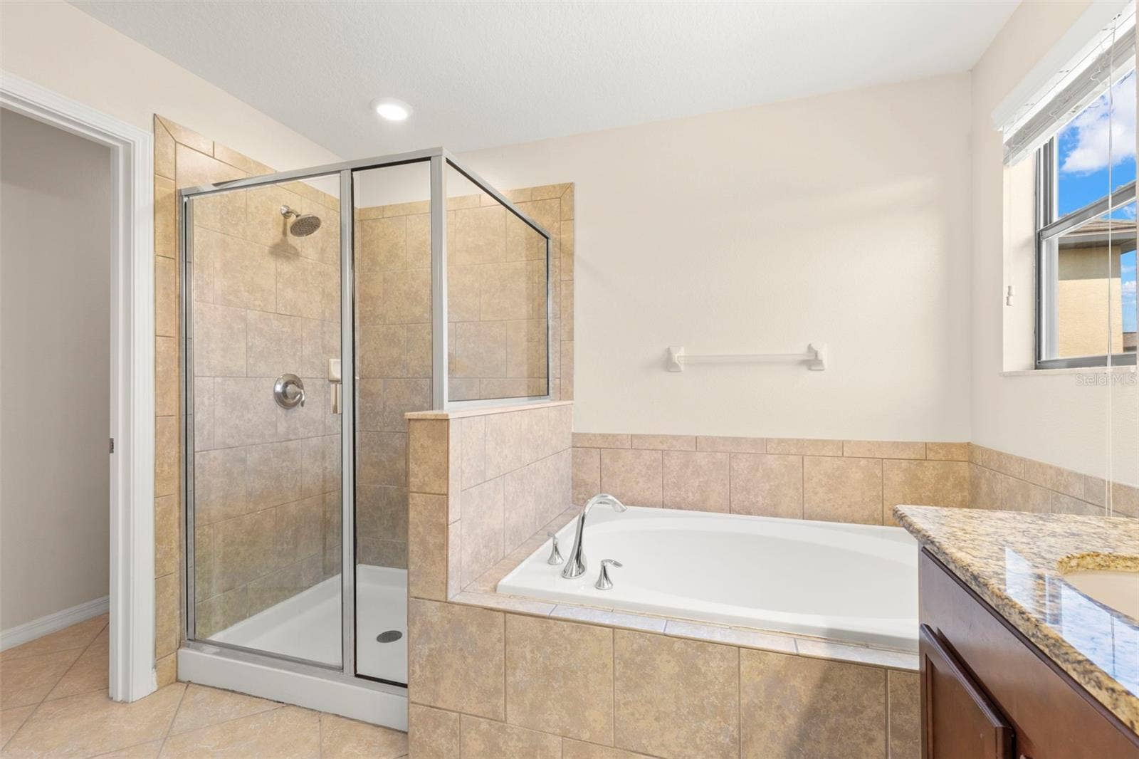 2719 GARDEN FALLS DRIVE, Brandon, FL 33511 2719 GARDEN FALLS DRIVE, Brandon, FL 33511