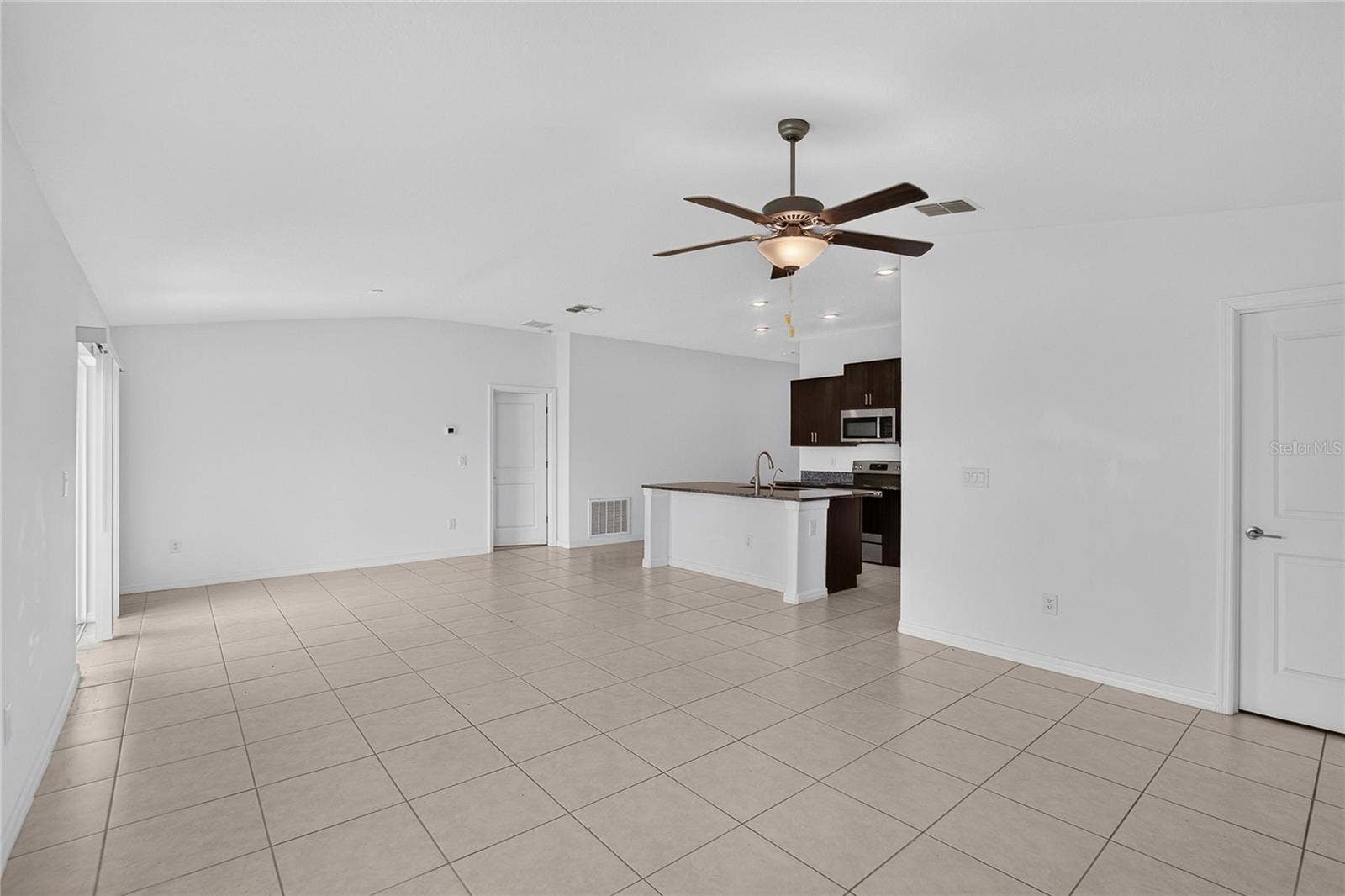 5487 BLUE AZURE DRIVE, Wimauma, FL 33598 5487 BLUE AZURE DRIVE, Wimauma, FL 33598
