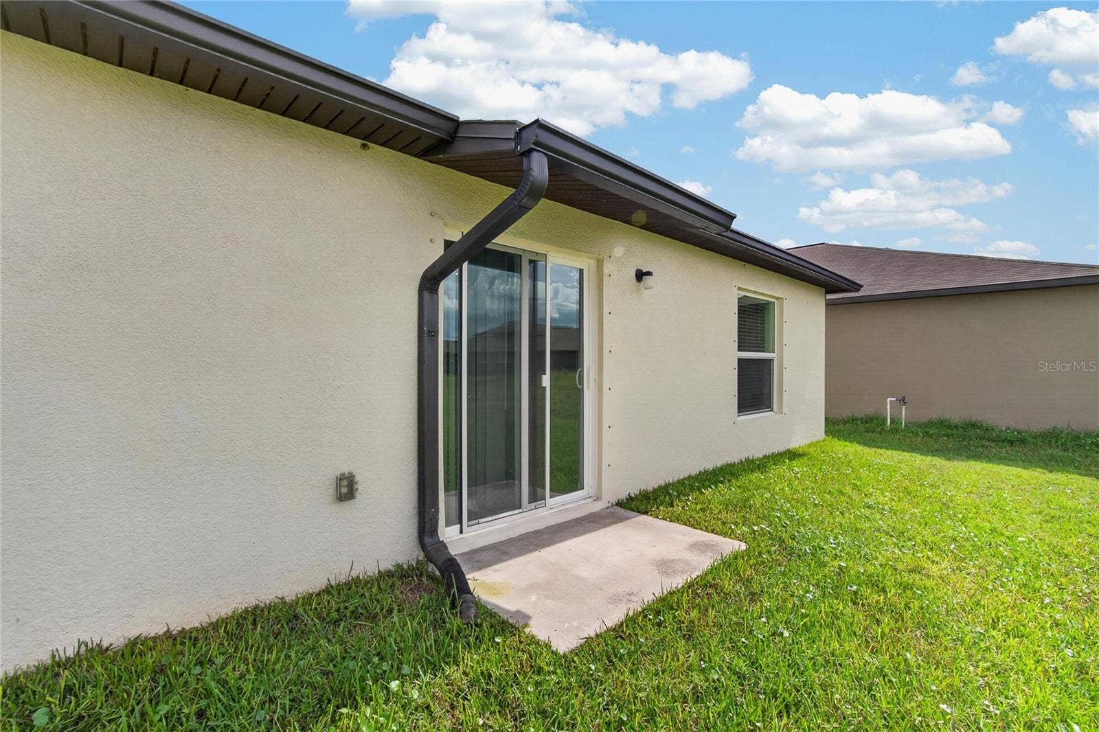 5487 BLUE AZURE DRIVE, Wimauma, FL 33598 5487 BLUE AZURE DRIVE, Wimauma, FL 33598
