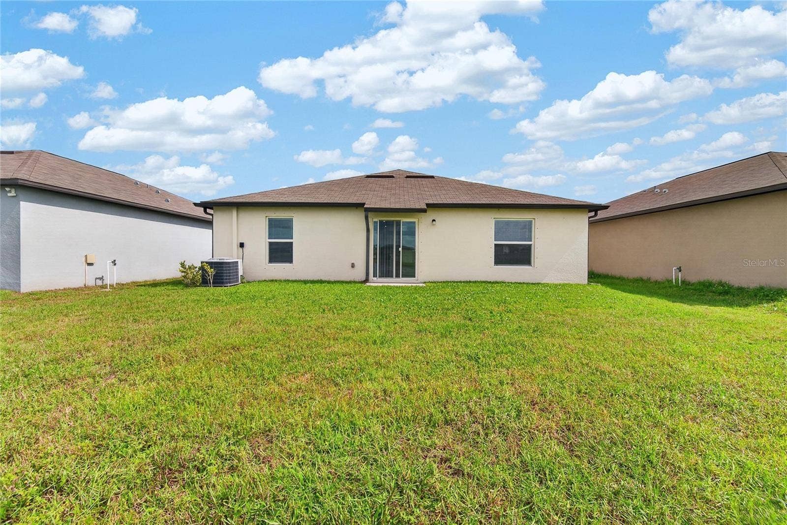 5487 BLUE AZURE DRIVE, Wimauma, FL 33598 5487 BLUE AZURE DRIVE, Wimauma, FL 33598