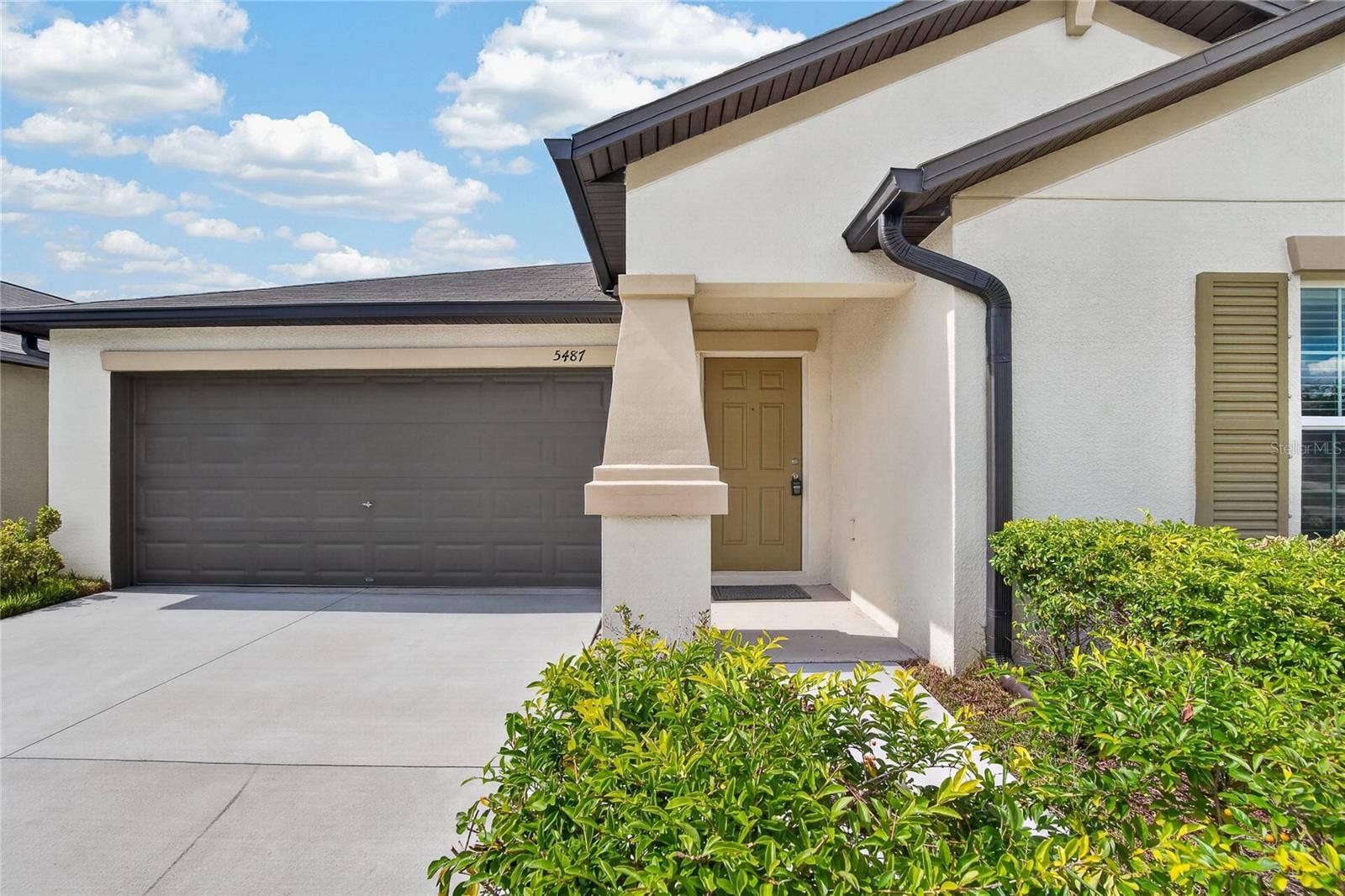 5487 BLUE AZURE DRIVE, Wimauma, FL 33598 5487 BLUE AZURE DRIVE, Wimauma, FL 33598