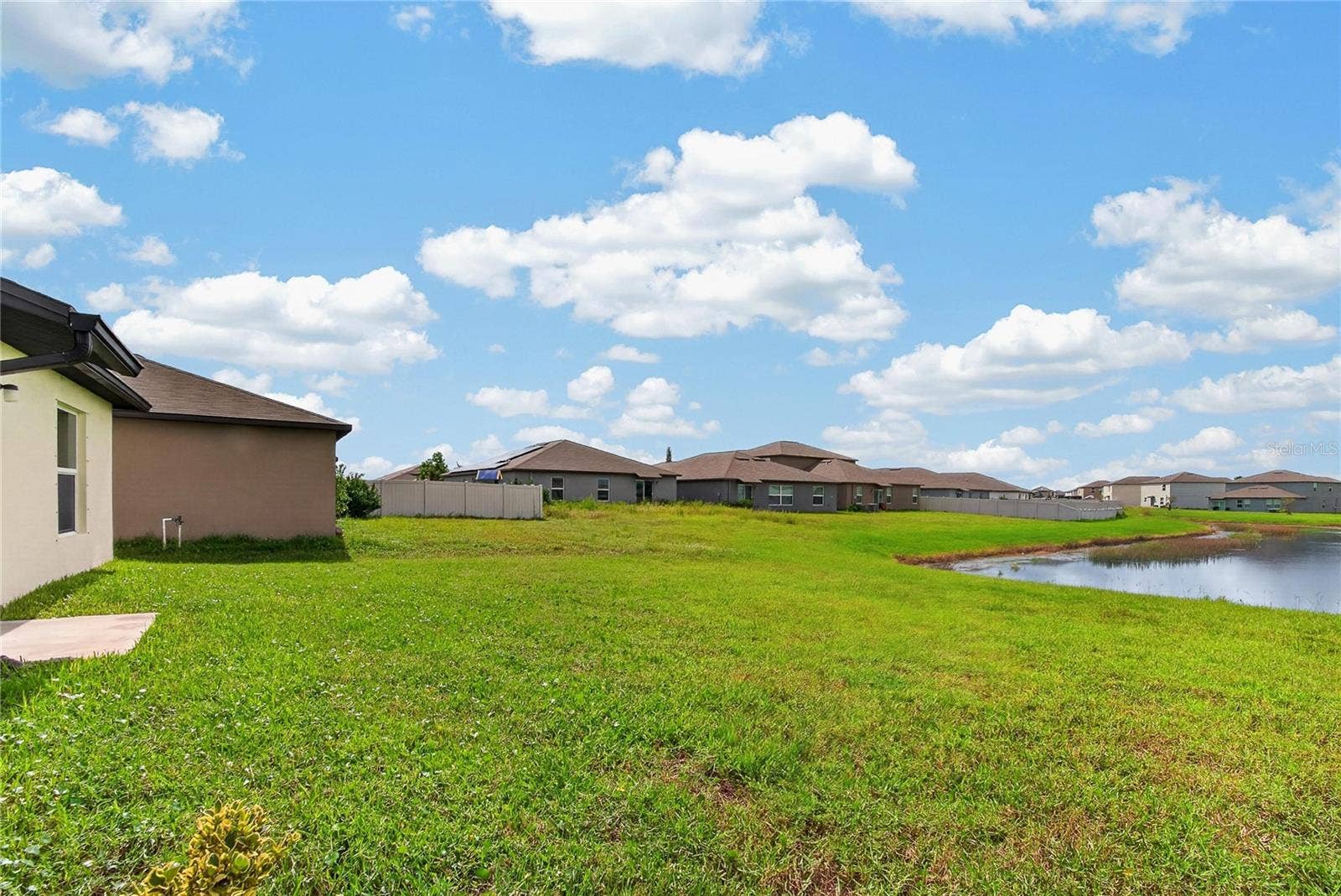 5487 BLUE AZURE DRIVE, Wimauma, FL 33598 5487 BLUE AZURE DRIVE, Wimauma, FL 33598