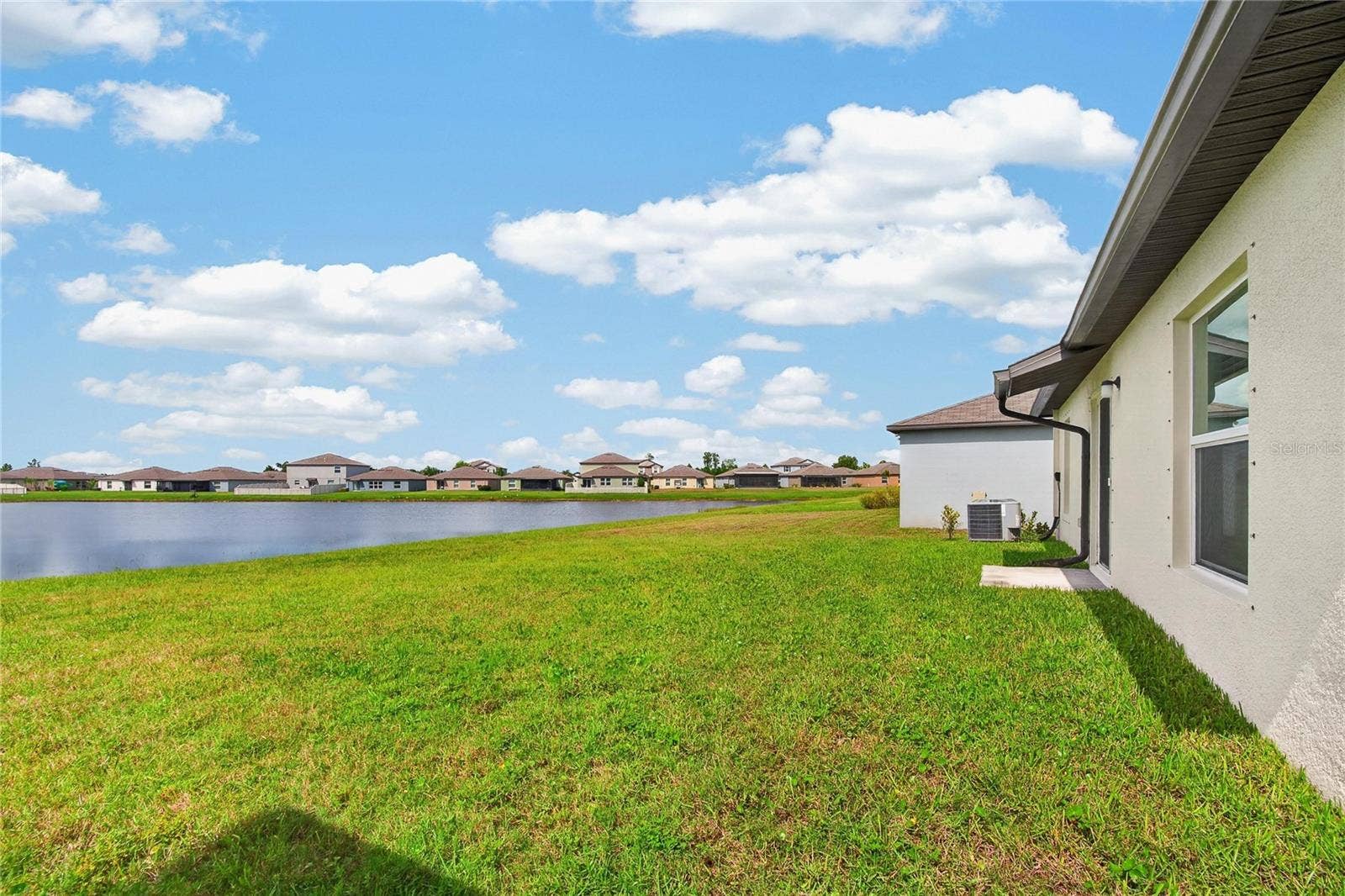 5487 BLUE AZURE DRIVE, Wimauma, FL 33598 5487 BLUE AZURE DRIVE, Wimauma, FL 33598
