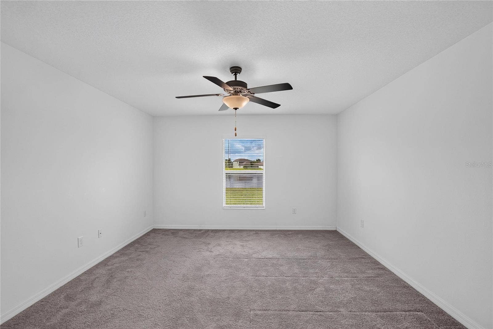 5487 BLUE AZURE DRIVE, Wimauma, FL 33598 5487 BLUE AZURE DRIVE, Wimauma, FL 33598
