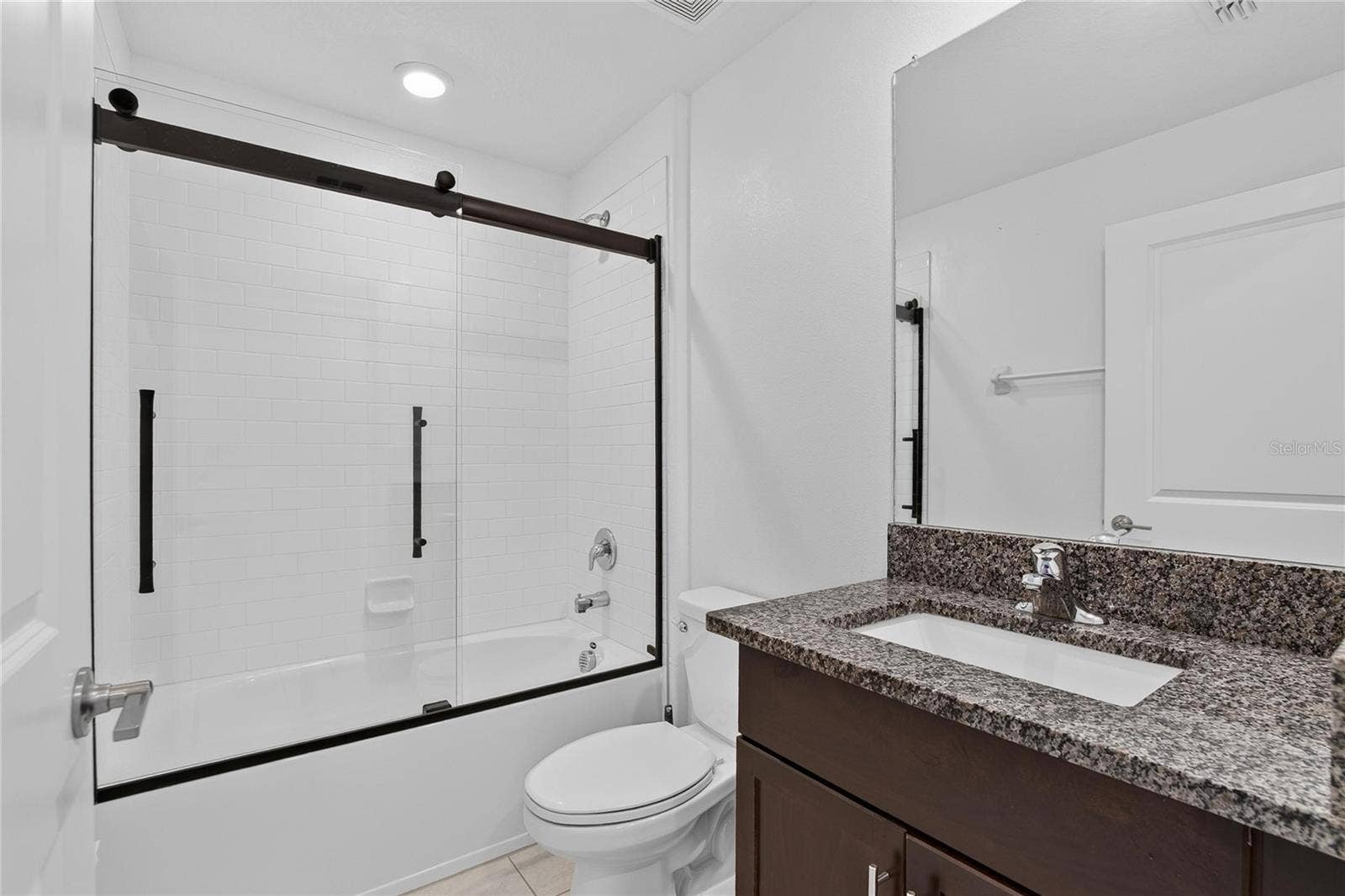 5487 BLUE AZURE DRIVE, Wimauma, FL 33598 5487 BLUE AZURE DRIVE, Wimauma, FL 33598