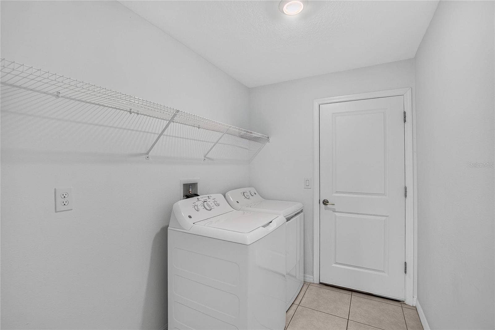 5487 BLUE AZURE DRIVE, Wimauma, FL 33598 5487 BLUE AZURE DRIVE, Wimauma, FL 33598