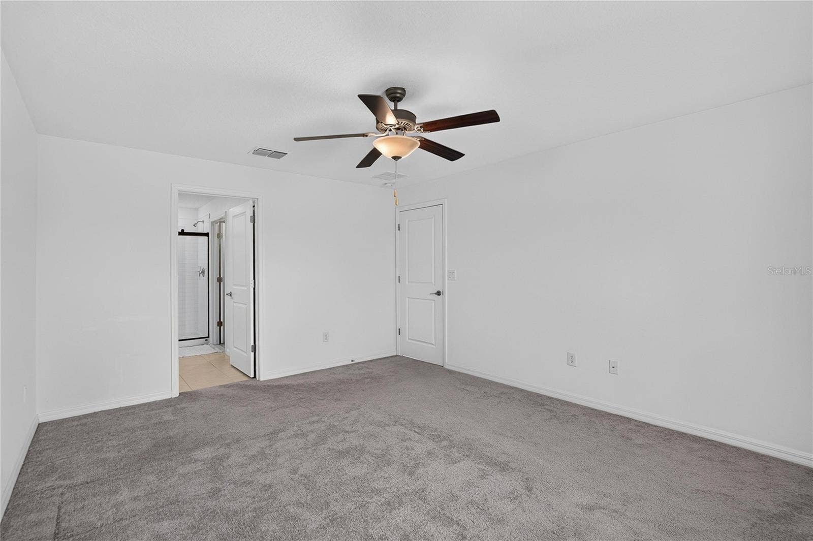5487 BLUE AZURE DRIVE, Wimauma, FL 33598 5487 BLUE AZURE DRIVE, Wimauma, FL 33598