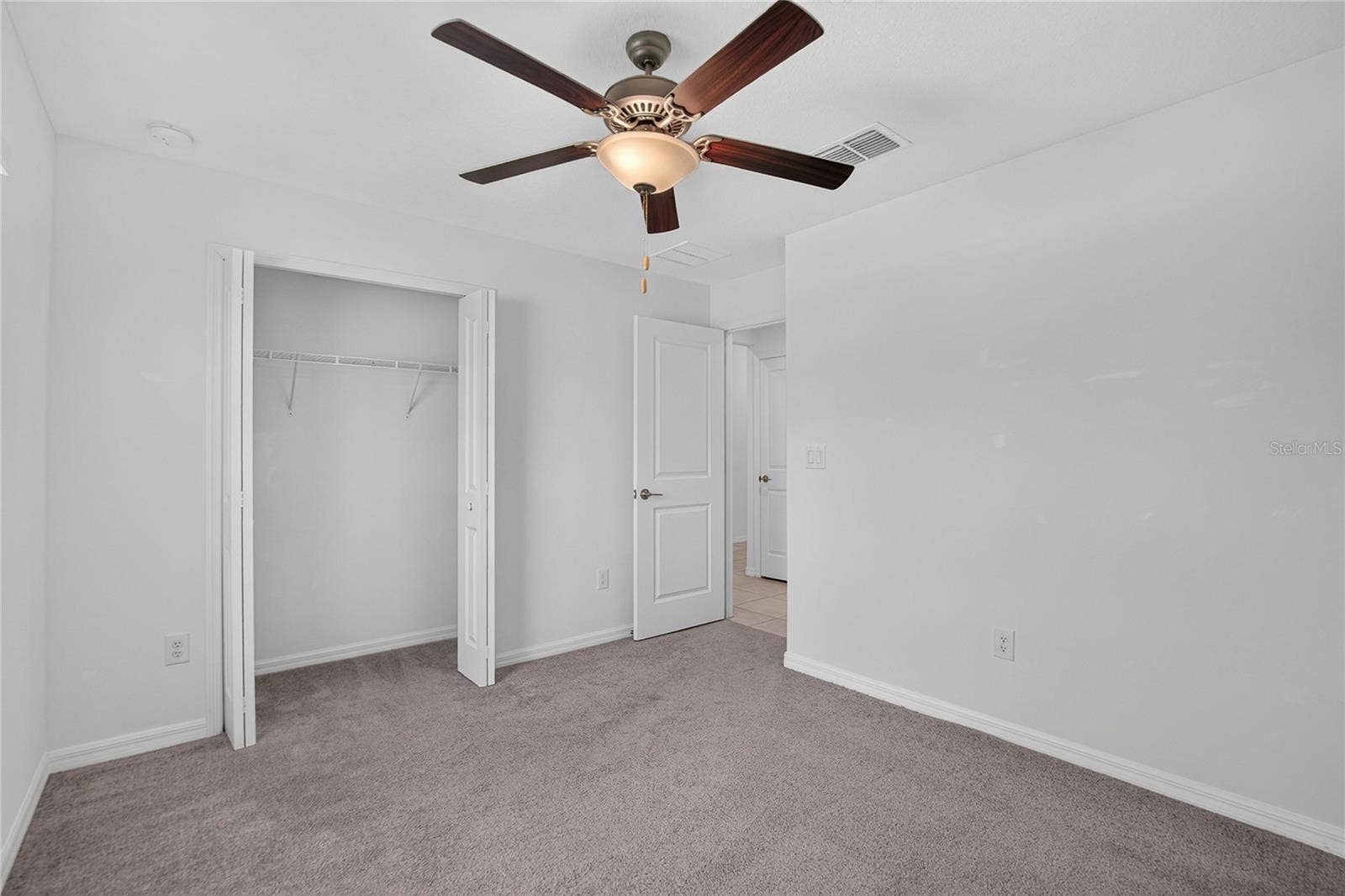 5487 BLUE AZURE DRIVE, Wimauma, FL 33598 5487 BLUE AZURE DRIVE, Wimauma, FL 33598