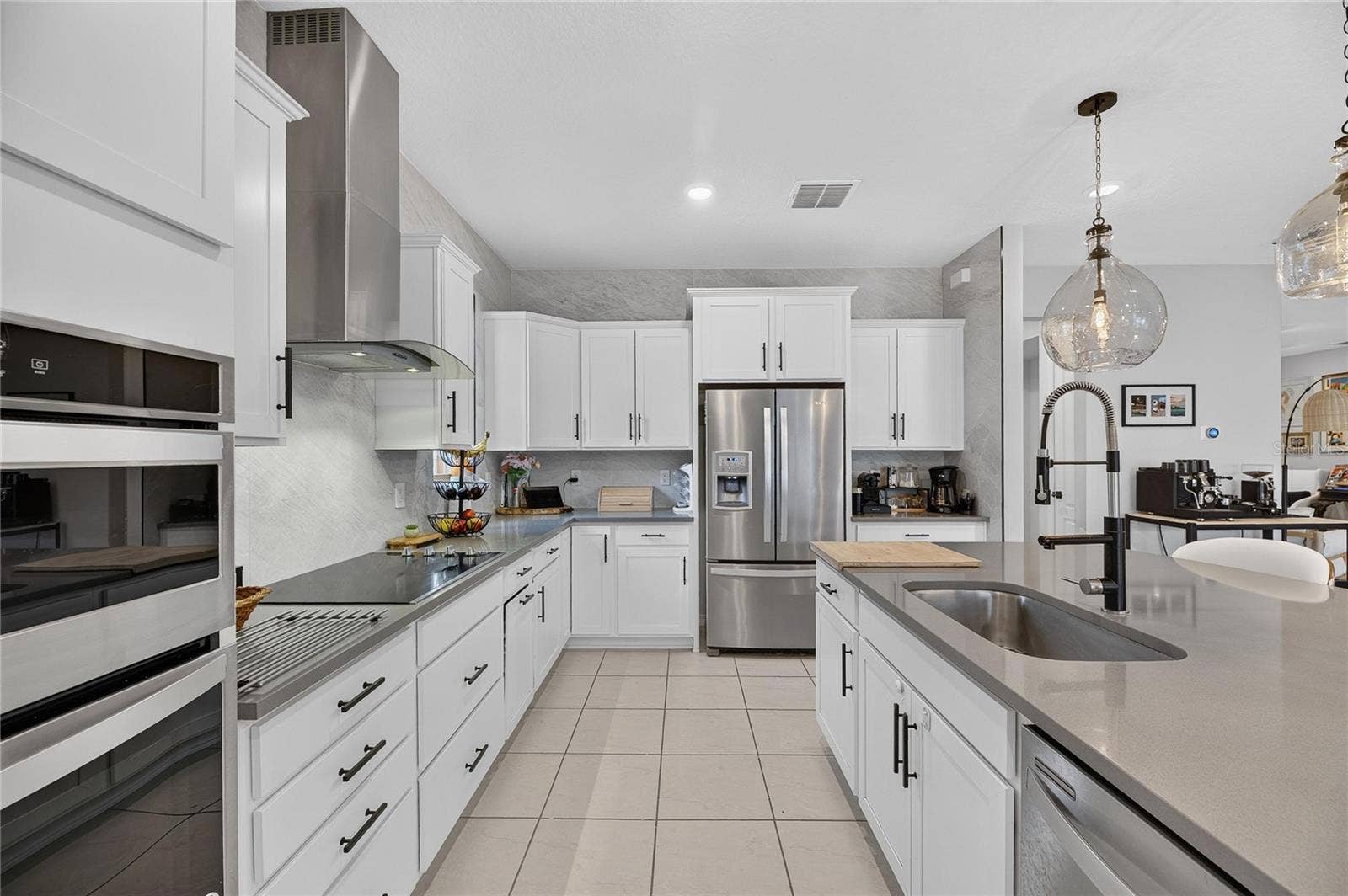 11803 CLARE HILL AVENUE, Riverview, FL 33579