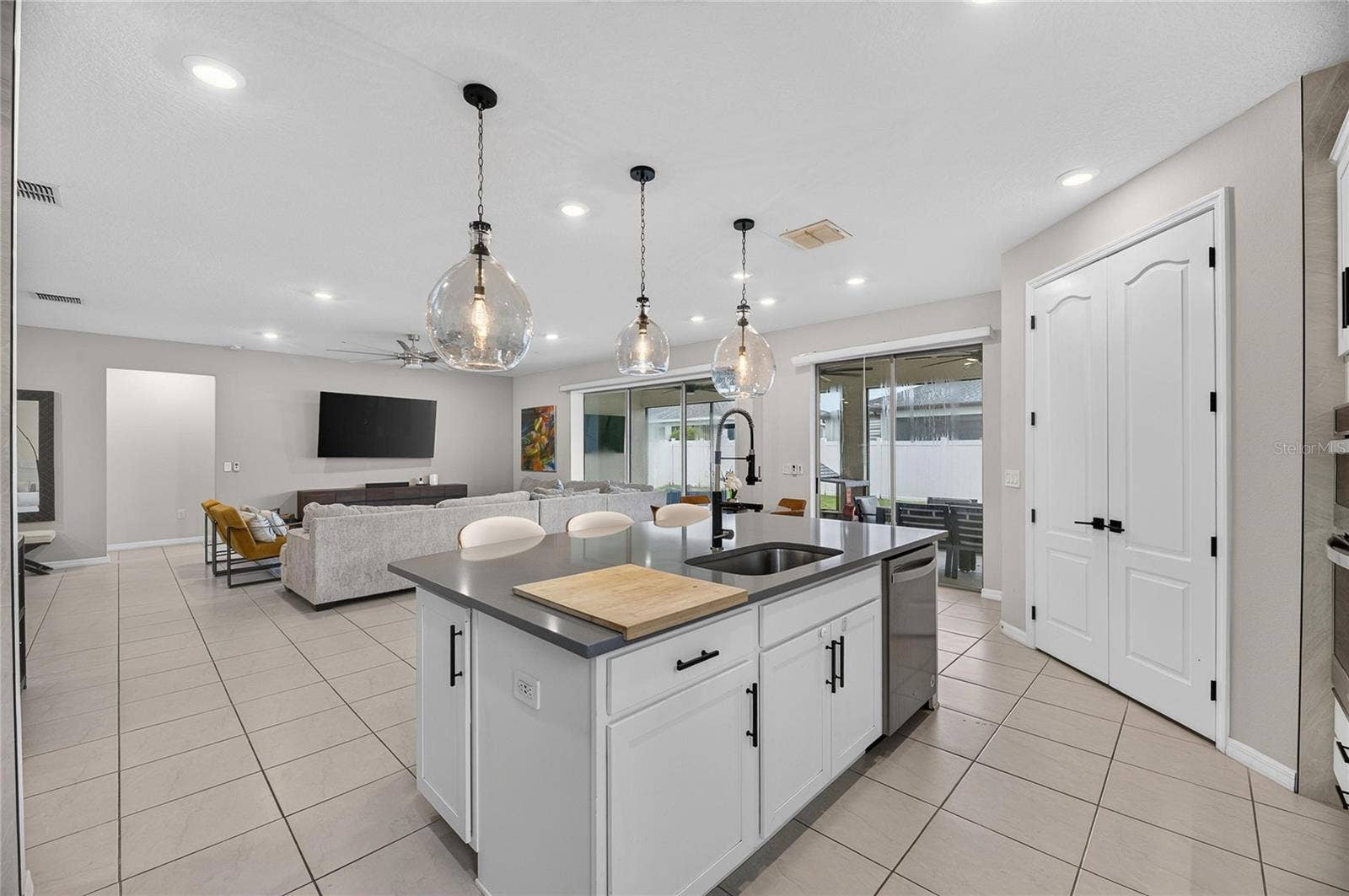 11803 CLARE HILL AVENUE, Riverview, FL 33579