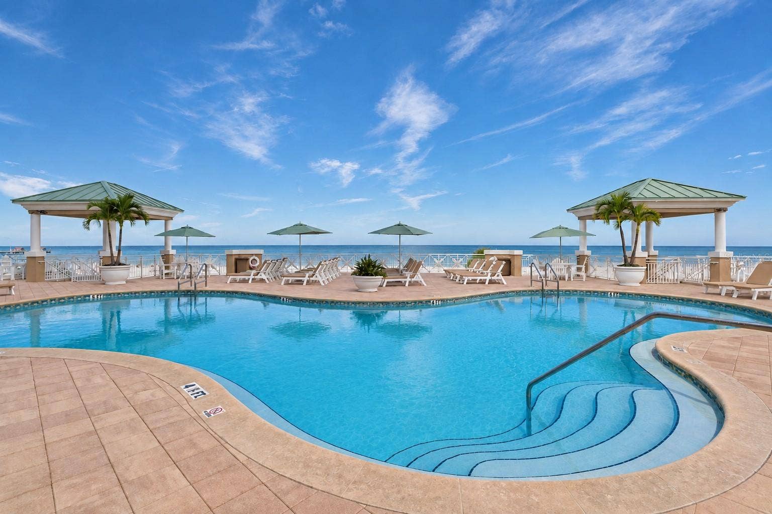 10 PAPAYA STREET, #1006, Clearwater, FL 33767 10 PAPAYA STREET, #1006, Clearwater, FL 33767