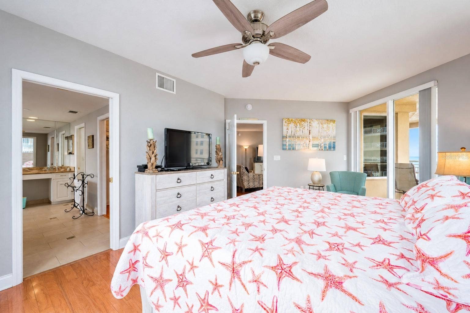 10 PAPAYA STREET, #1006, Clearwater, FL 33767 10 PAPAYA STREET, #1006, Clearwater, FL 33767