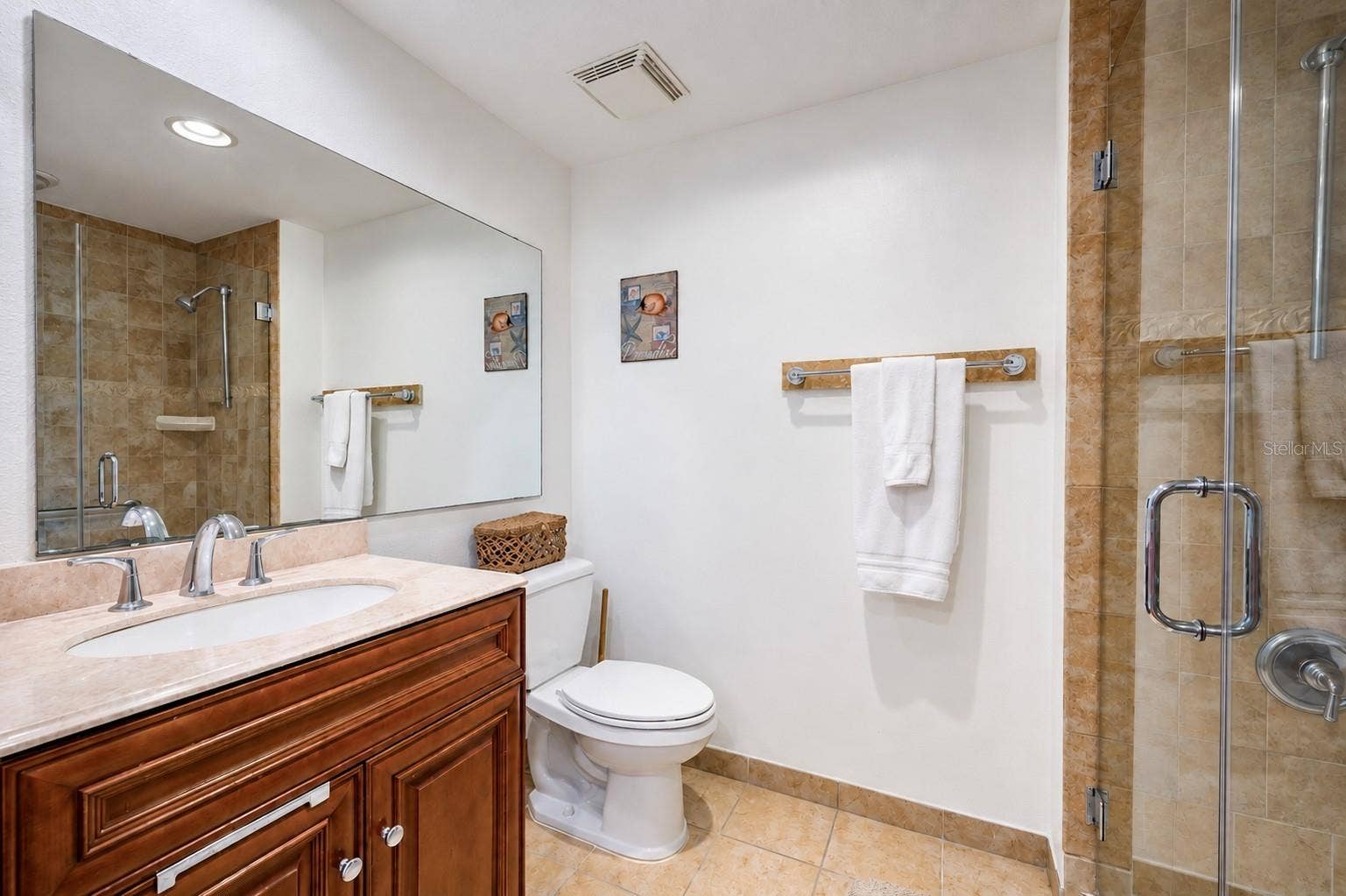 10 PAPAYA STREET, #1006, Clearwater, FL 33767 10 PAPAYA STREET, #1006, Clearwater, FL 33767
