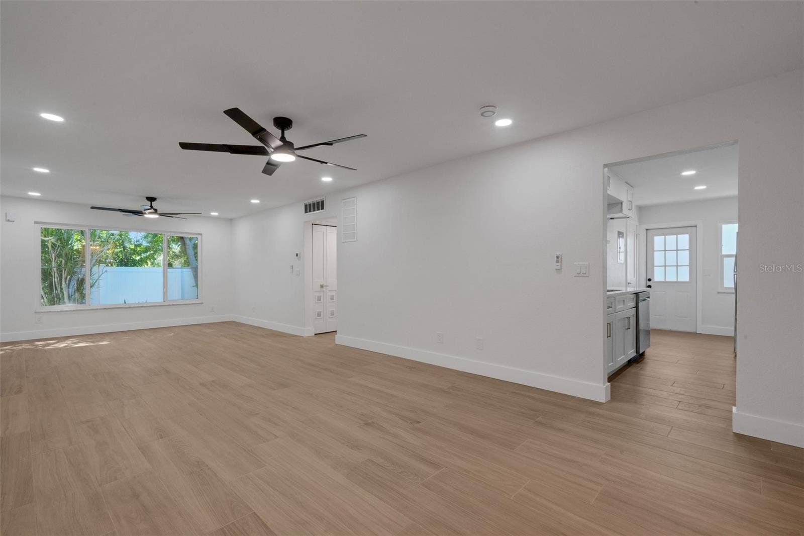 221 BEL FOREST DRIVE, #2, Belleair Bluffs, FL 33770 221 BEL FOREST DRIVE, #2, Belleair Bluffs, FL 33770