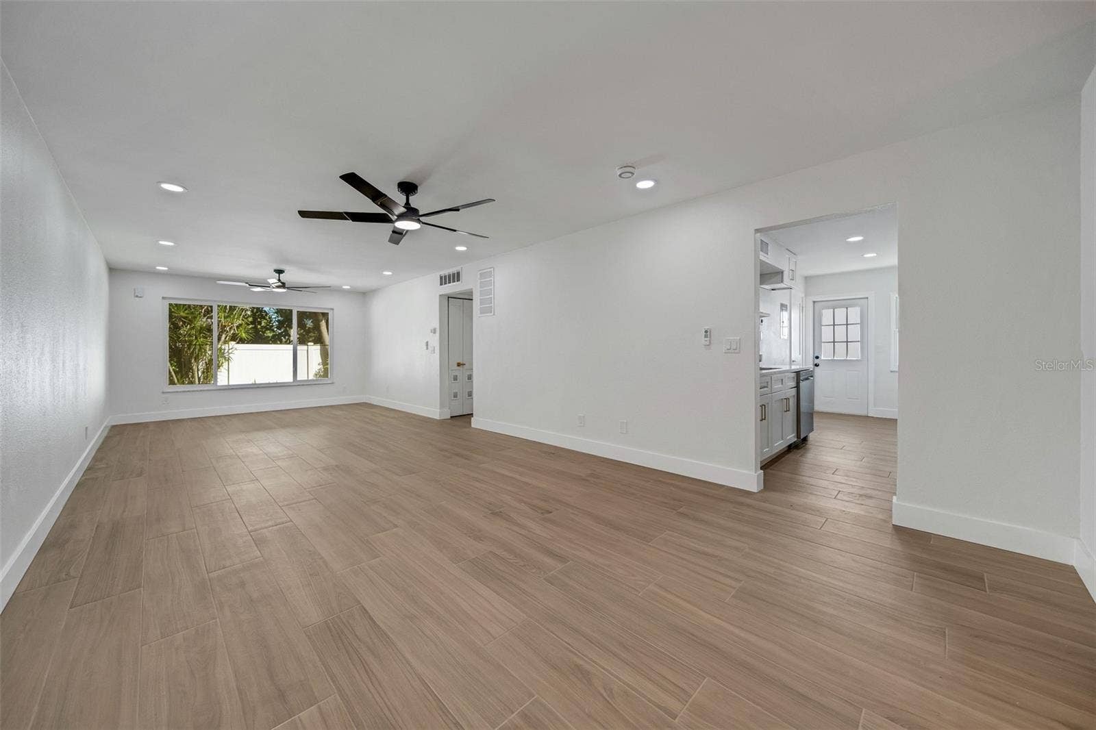 221 BEL FOREST DRIVE, #2, Belleair Bluffs, FL 33770 221 BEL FOREST DRIVE, #2, Belleair Bluffs, FL 33770