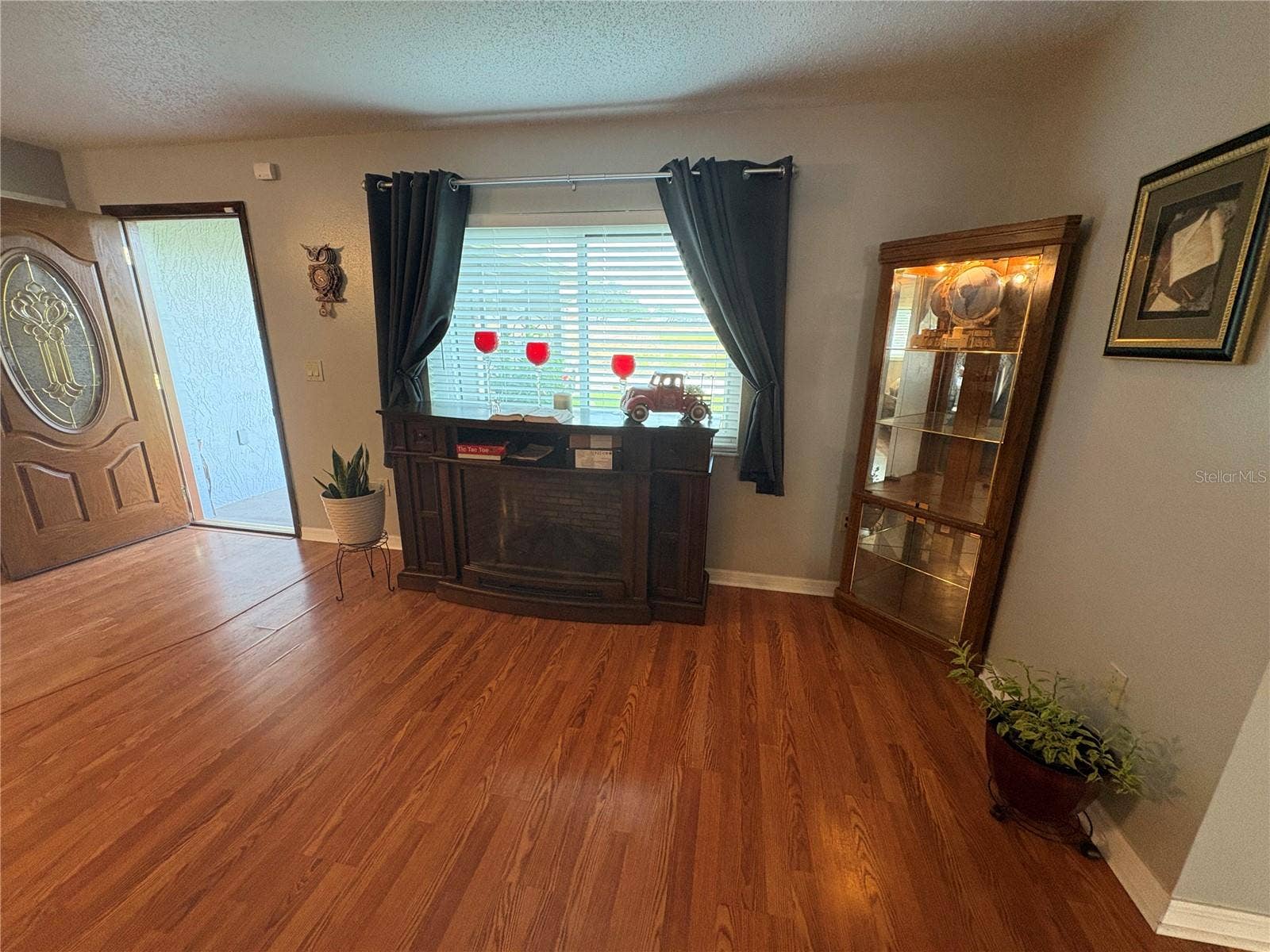 6511 BARCELONA BOULEVARD, Brooksville, FL 34602 Foyer