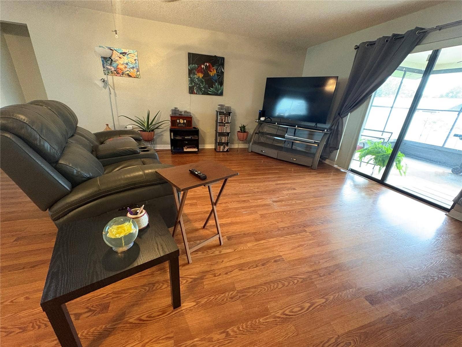 6511 BARCELONA BOULEVARD, Brooksville, FL 34602 Living room