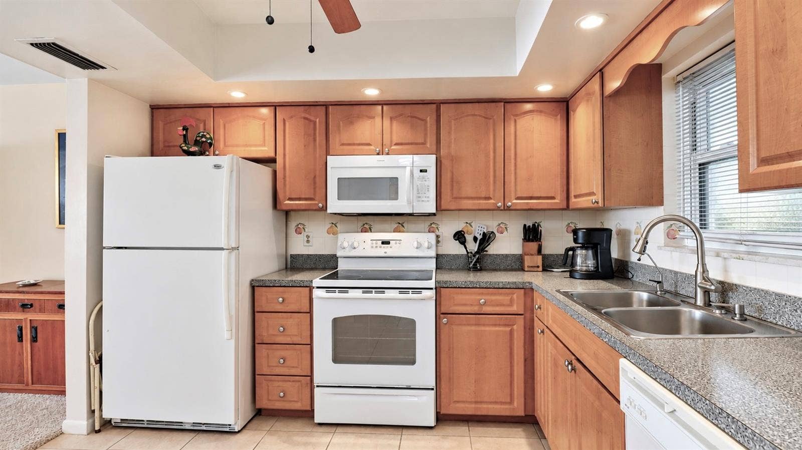 5200 BRITTANY DRIVE S, #606, St Petersburg, FL 33715