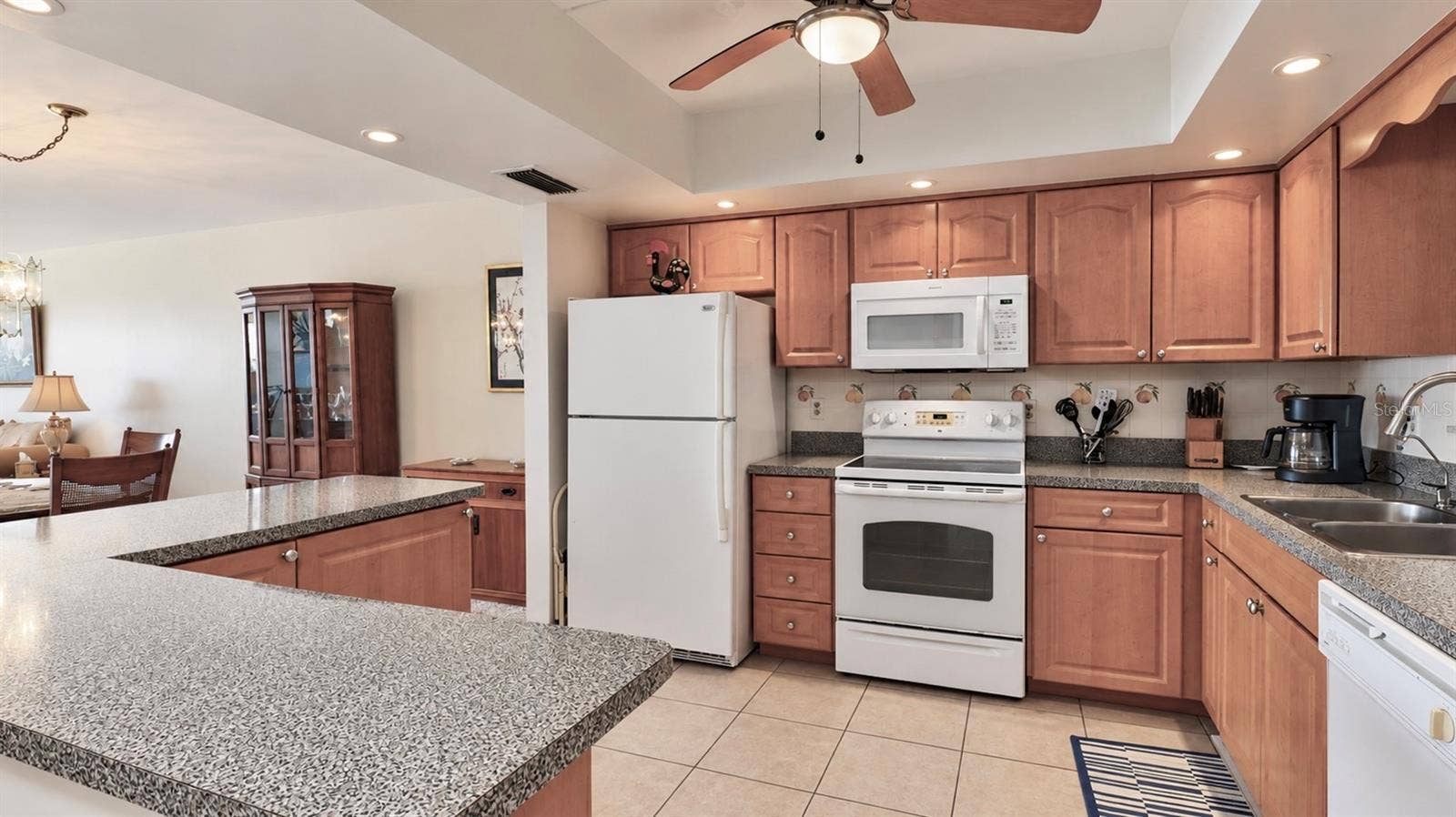 5200 BRITTANY DRIVE S, #606, St Petersburg, FL 33715