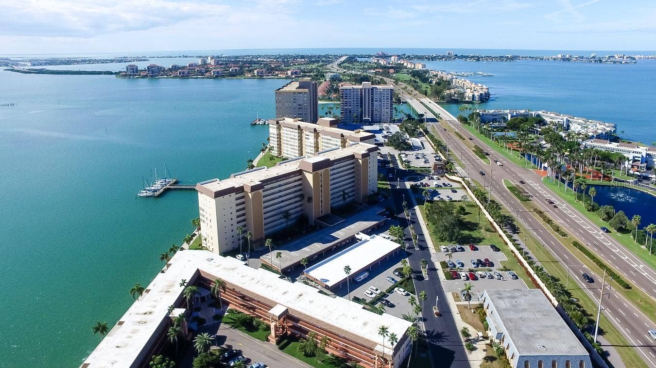 5200 BRITTANY DRIVE S, #606, St Petersburg, FL 33715