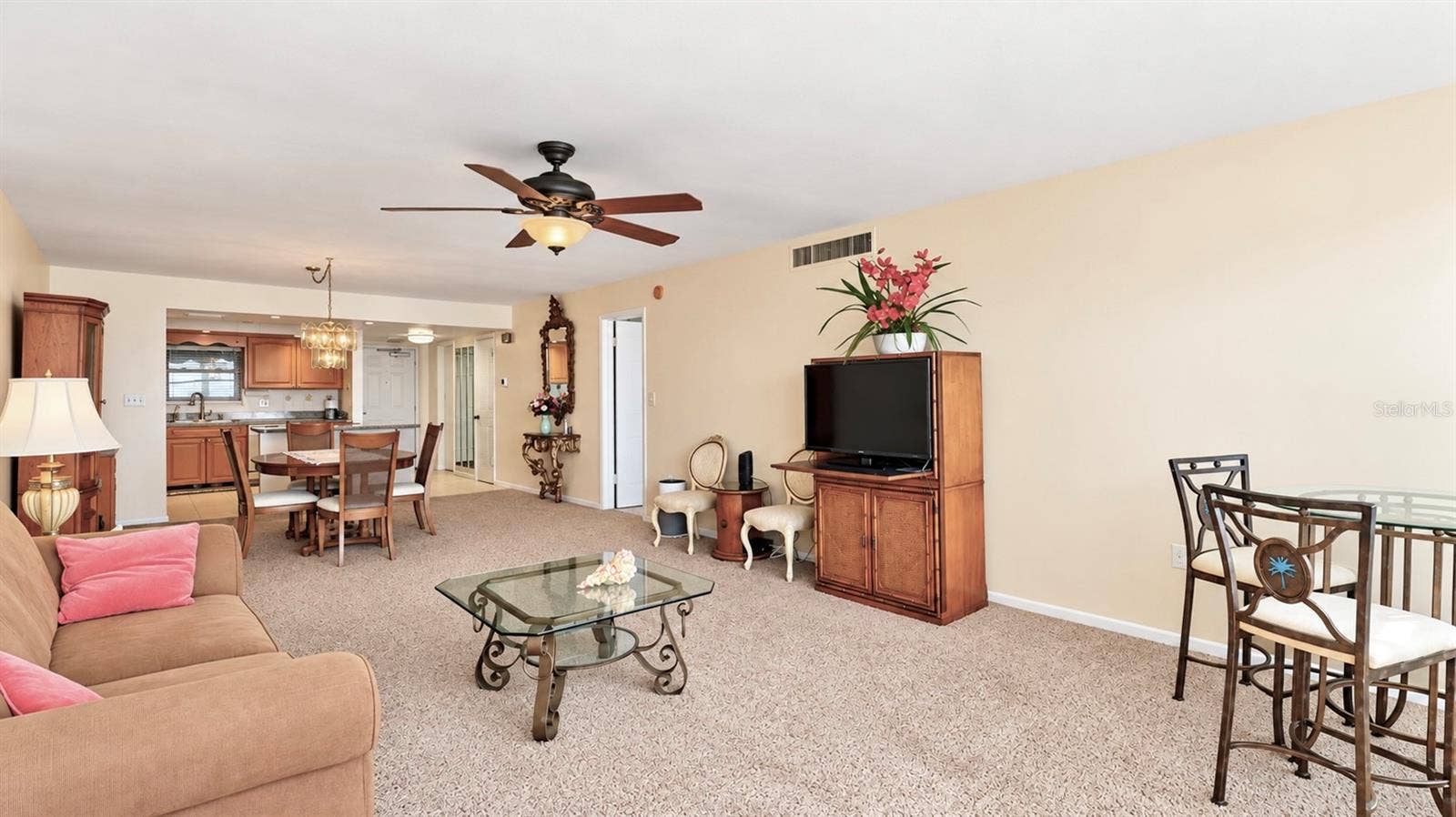 5200 BRITTANY DRIVE S, #606, St Petersburg, FL 33715