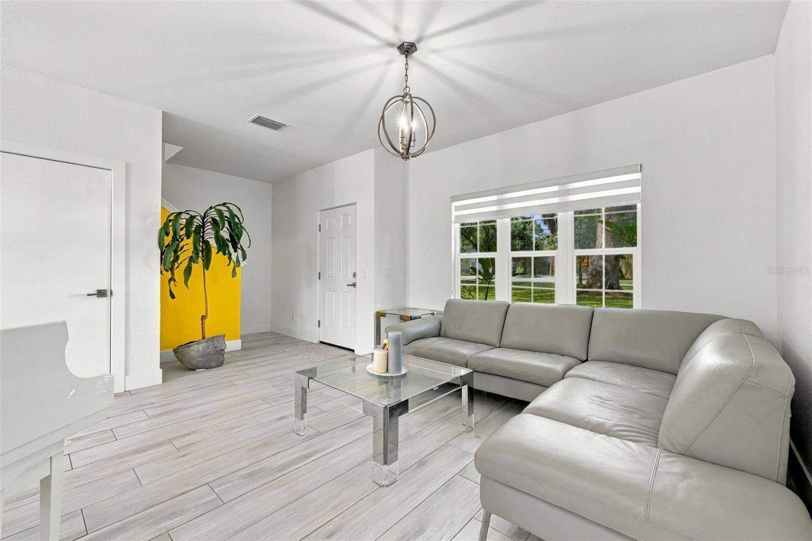 1123 DOUGLAS AVENUE, Dunedin, FL 34698
