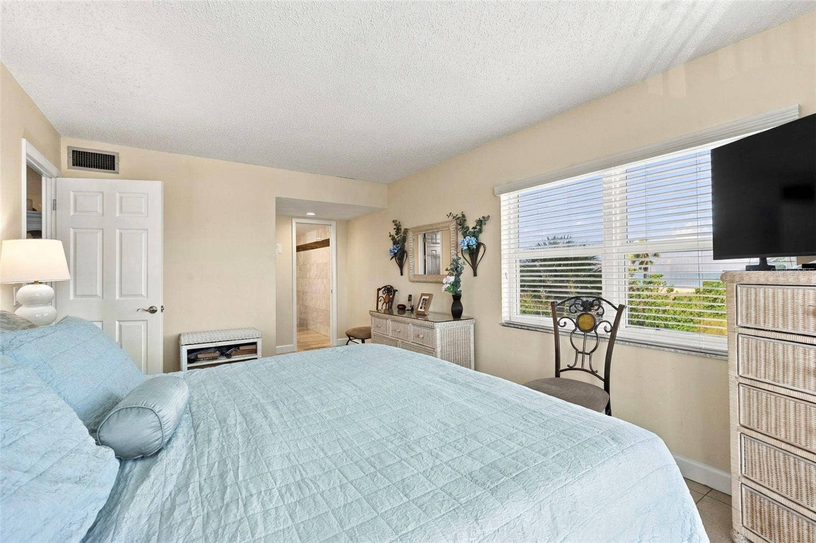 13000 GULF LANE, #201, Madeira Beach, FL 33708 13000 GULF LANE, #201, Madeira Beach, FL 33708