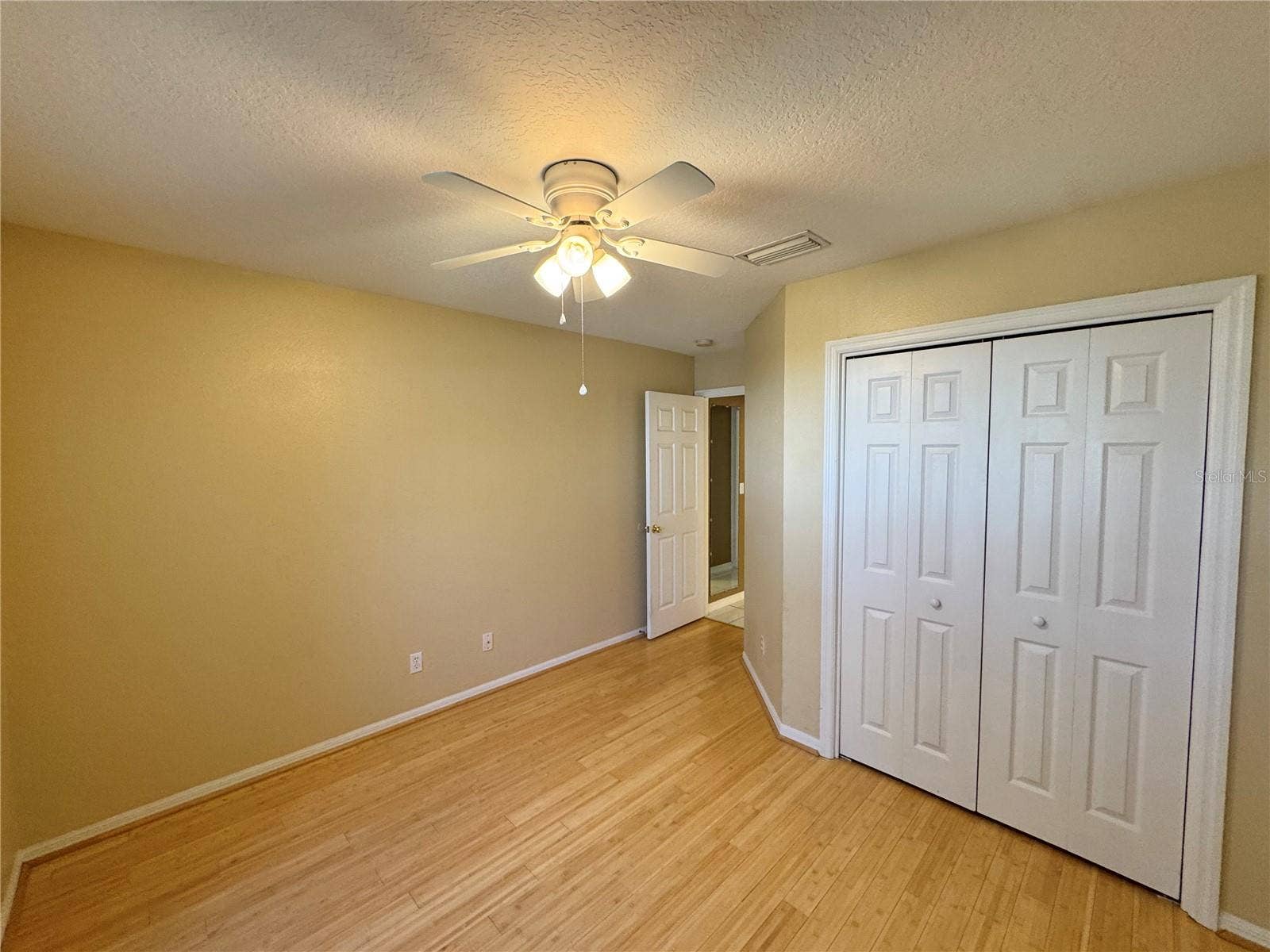 4707 RAMSHEAD DRIVE, Valrico, FL 33594 4707 RAMSHEAD DRIVE, Valrico, FL 33594