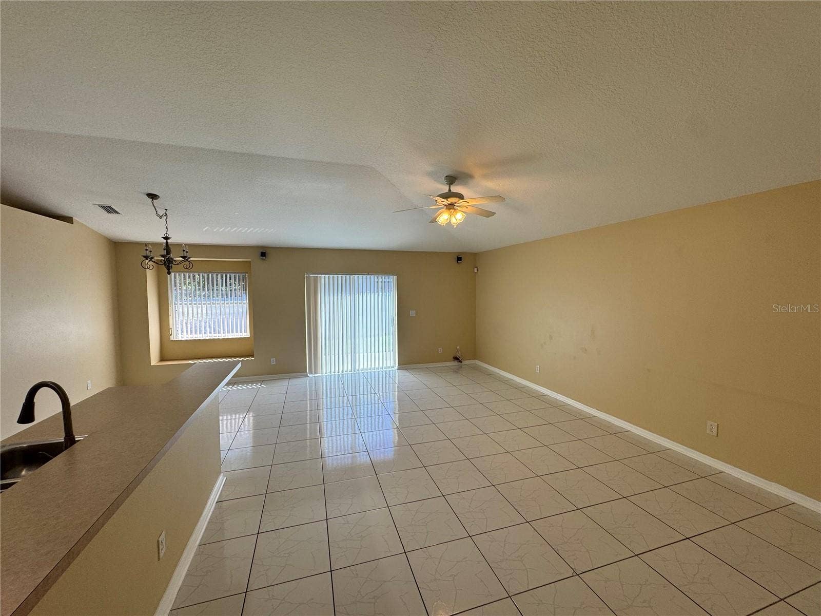 4707 RAMSHEAD DRIVE, Valrico, FL 33594 4707 RAMSHEAD DRIVE, Valrico, FL 33594