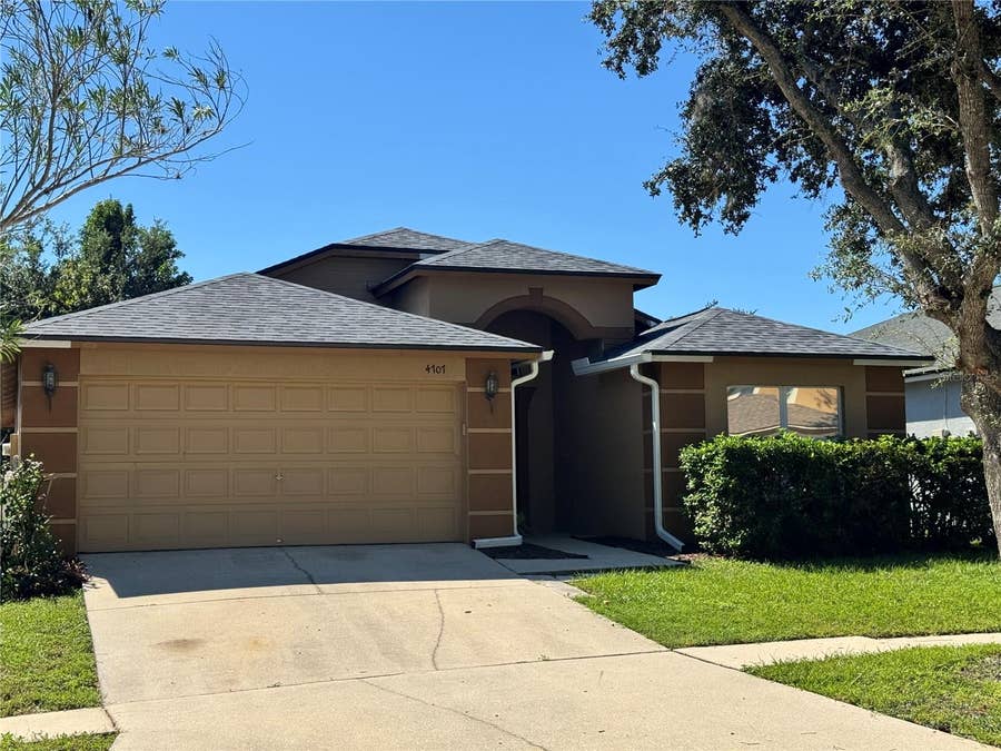 Property photo for 4707 RAMSHEAD DRIVE, Valrico, FL