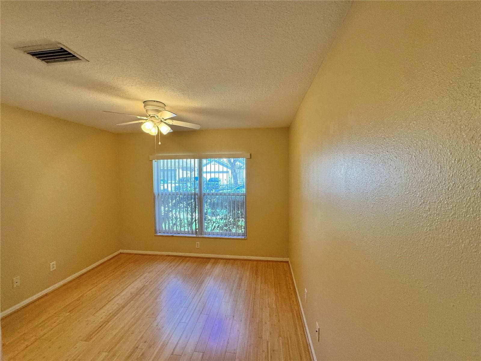 4707 RAMSHEAD DRIVE, Valrico, FL 33594 4707 RAMSHEAD DRIVE, Valrico, FL 33594