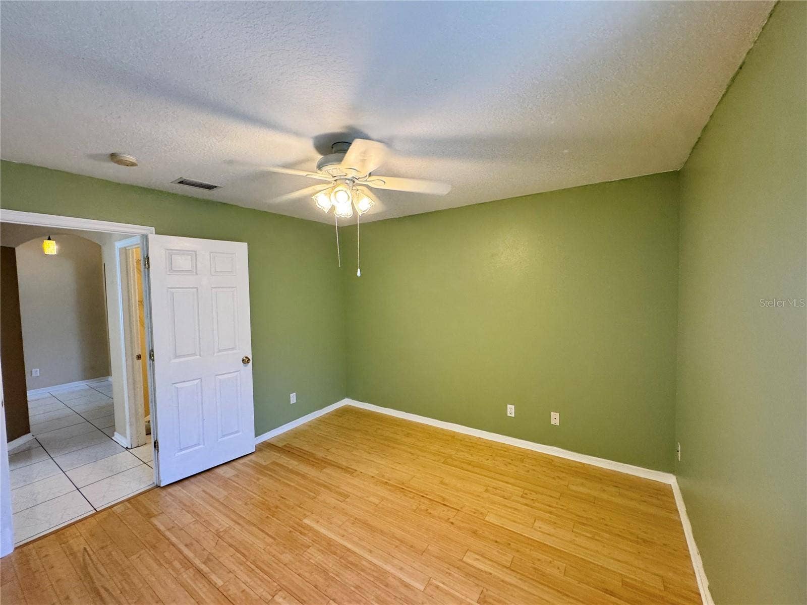 4707 RAMSHEAD DRIVE, Valrico, FL 33594 4707 RAMSHEAD DRIVE, Valrico, FL 33594