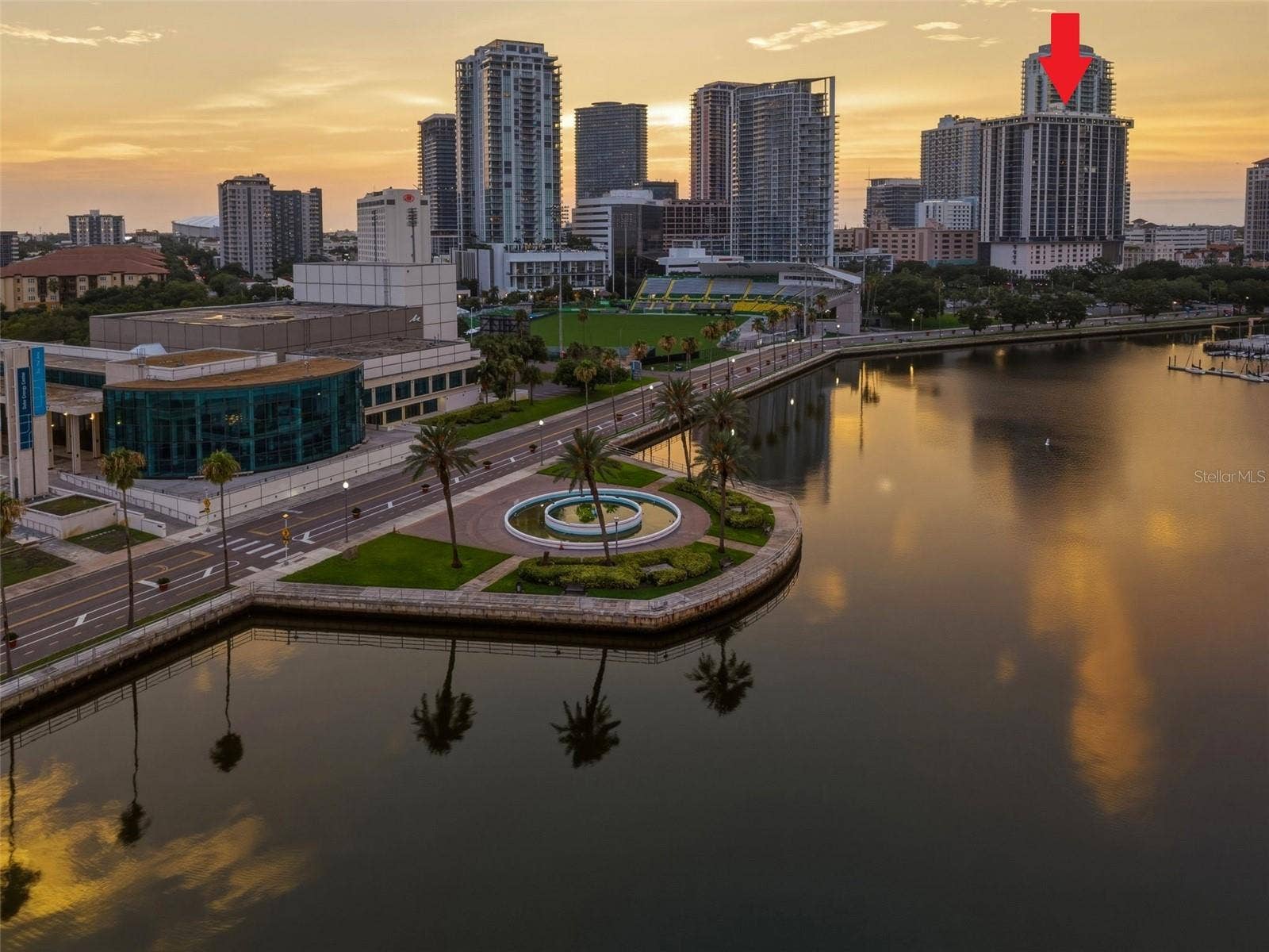 1 BEACH DRIVE SE, #2712, St Petersburg, FL 33701 1 BEACH DRIVE SE, #2712, St Petersburg, FL 33701
