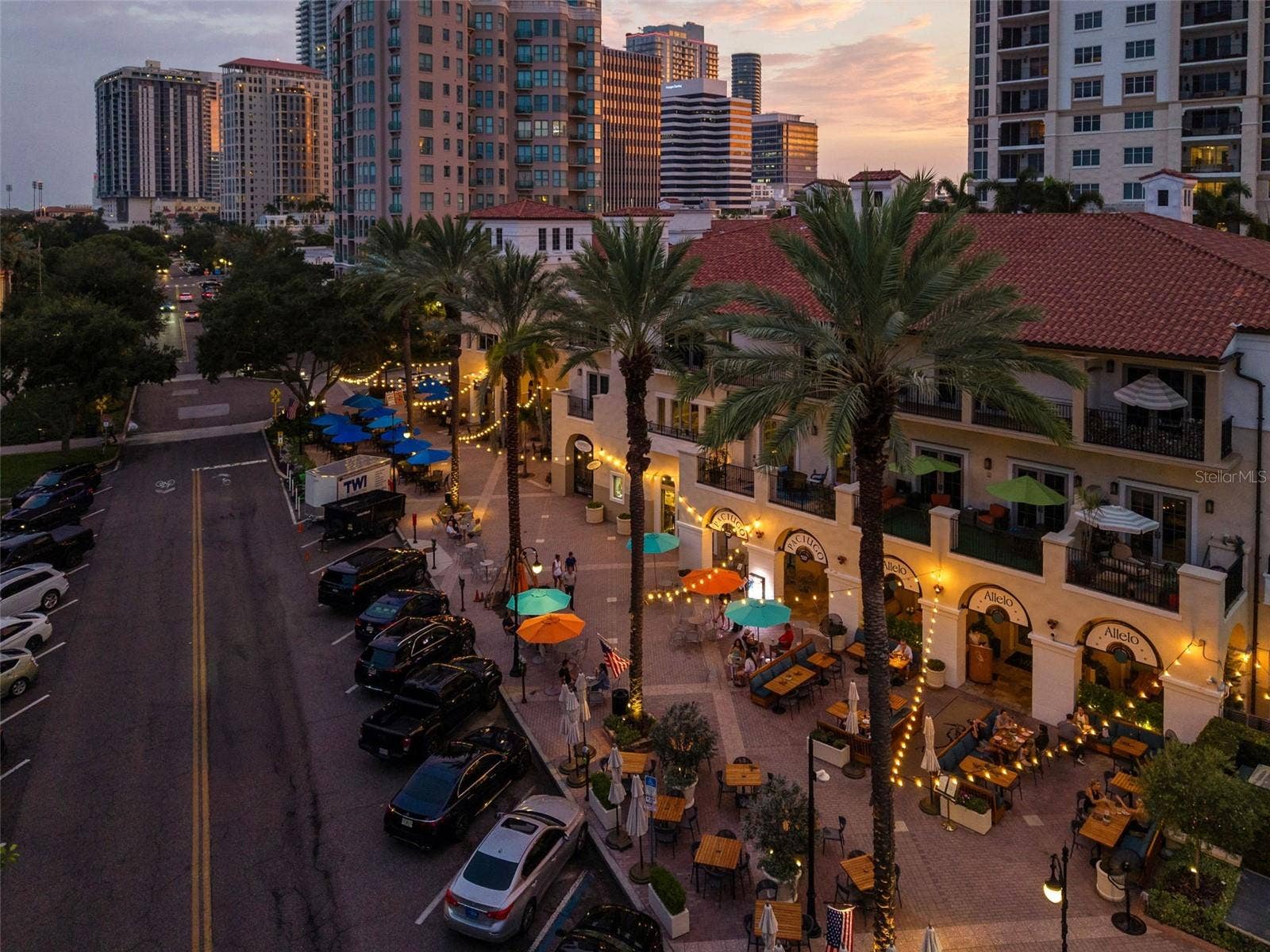 1 BEACH DRIVE SE, #2712, St Petersburg, FL 33701 1 BEACH DRIVE SE, #2712, St Petersburg, FL 33701