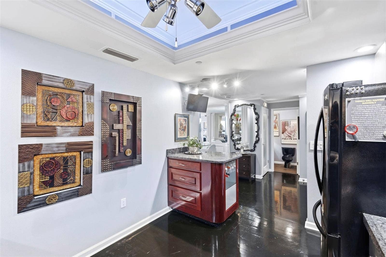 1 BEACH DRIVE SE, #2712, St Petersburg, FL 33701 1 BEACH DRIVE SE, #2712, St Petersburg, FL 33701