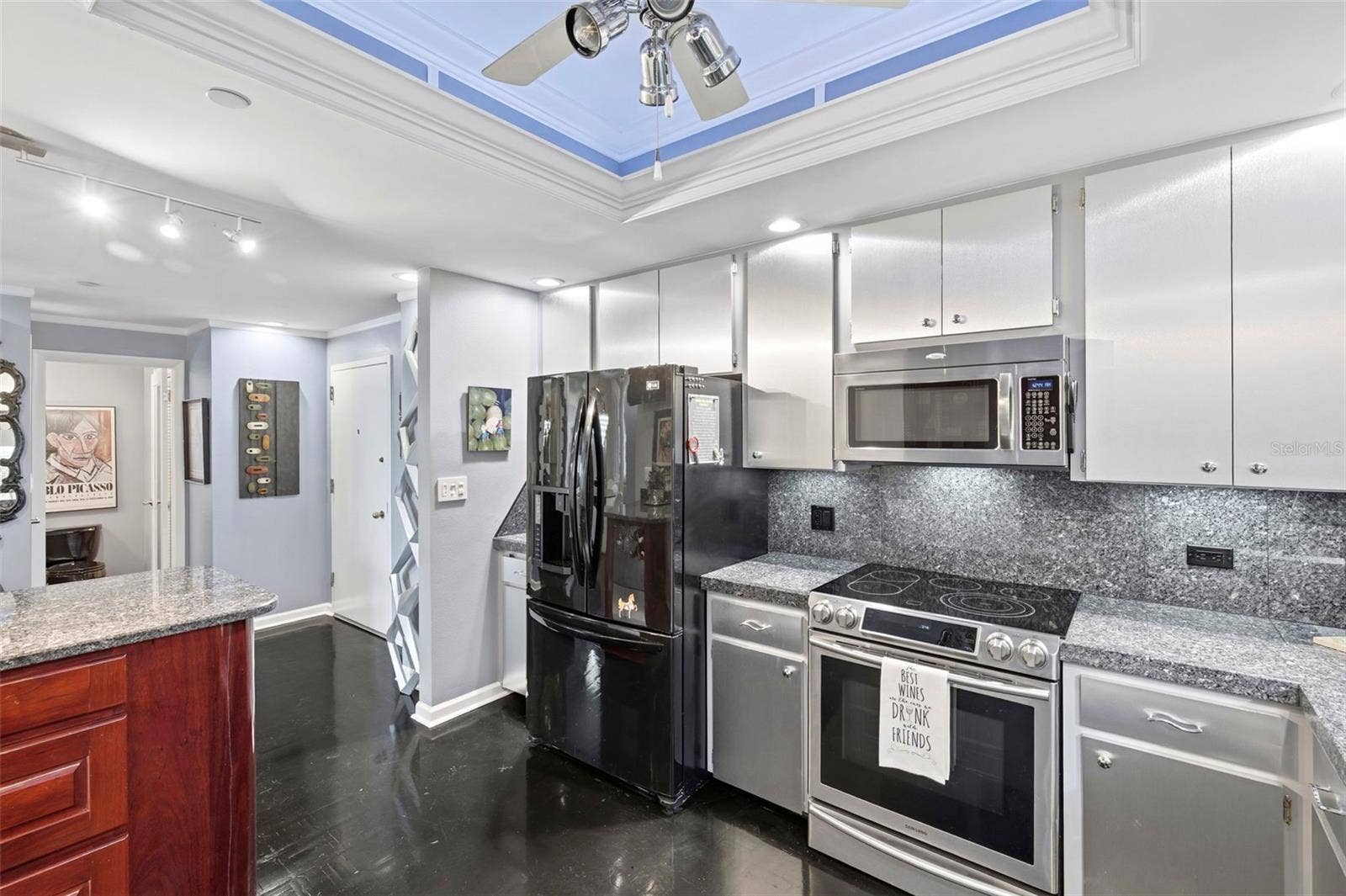 1 BEACH DRIVE SE, #2712, St Petersburg, FL 33701 1 BEACH DRIVE SE, #2712, St Petersburg, FL 33701