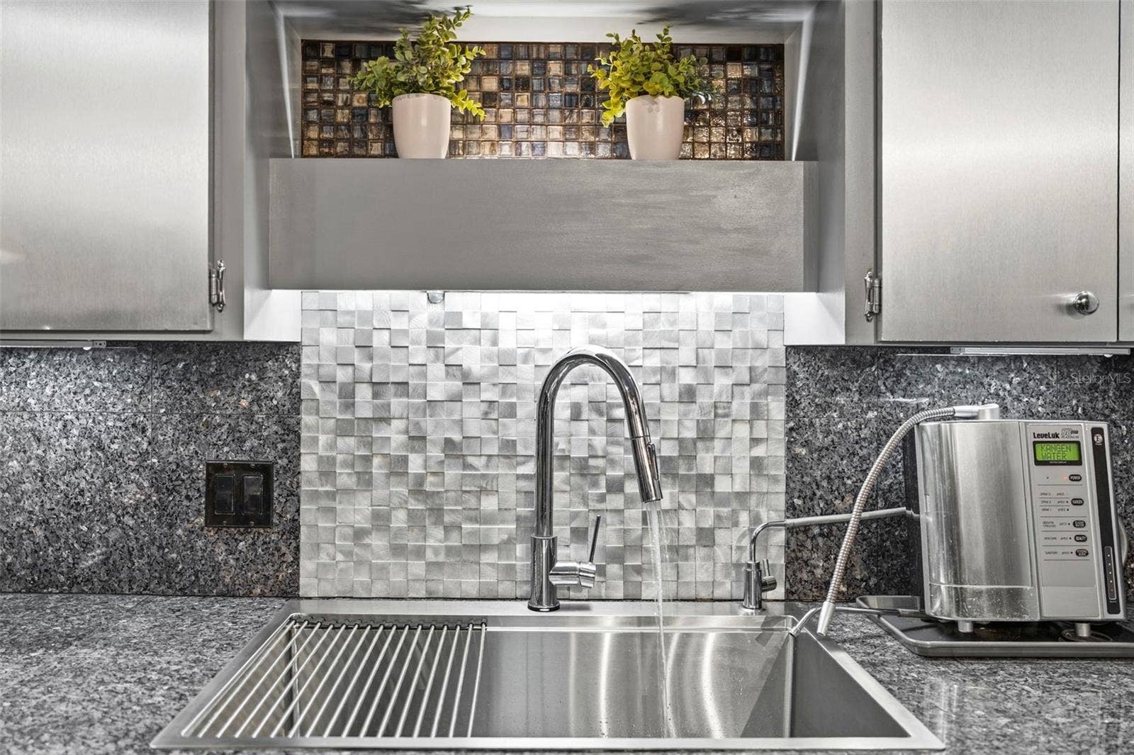 1 BEACH DRIVE SE, #2712, St Petersburg, FL 33701 1 BEACH DRIVE SE, #2712, St Petersburg, FL 33701