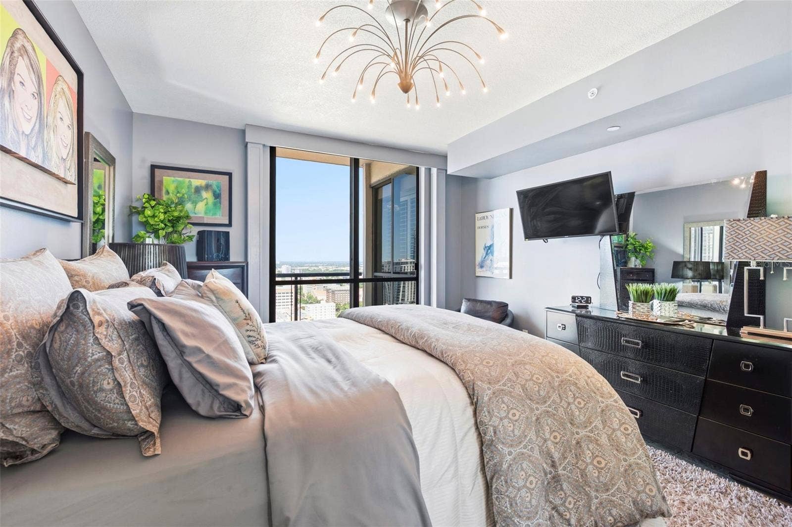 1 BEACH DRIVE SE, #2712, St Petersburg, FL 33701 1 BEACH DRIVE SE, #2712, St Petersburg, FL 33701