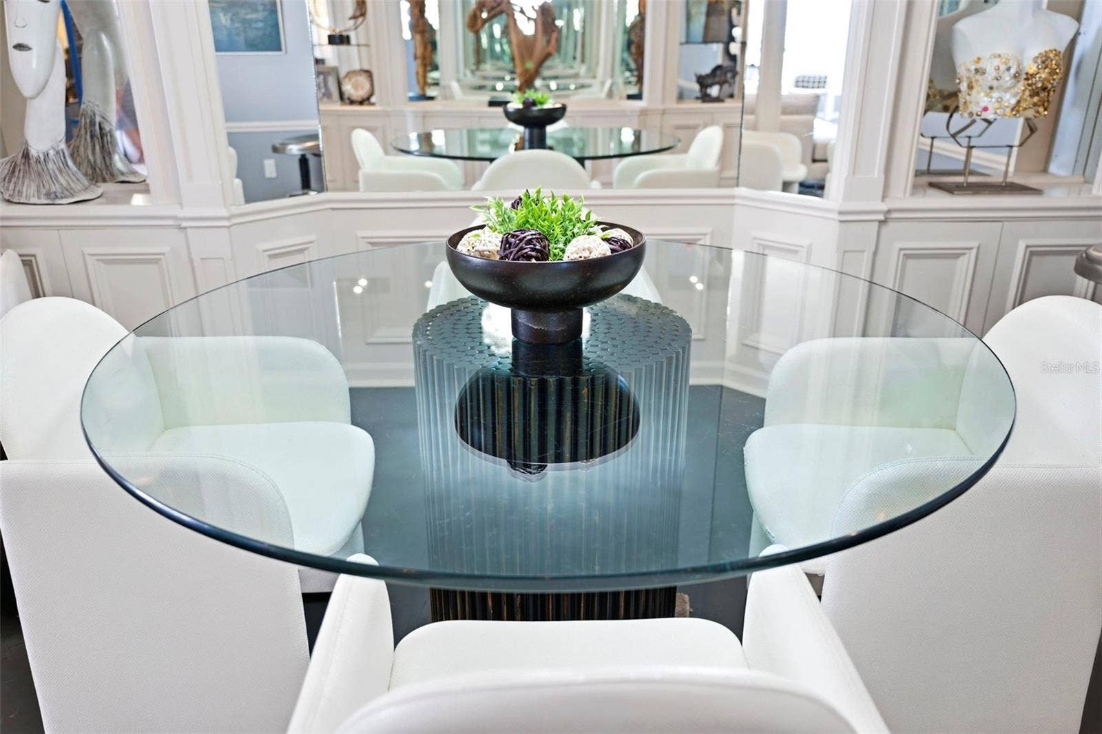 1 BEACH DRIVE SE, #2712, St Petersburg, FL 33701 1 BEACH DRIVE SE, #2712, St Petersburg, FL 33701