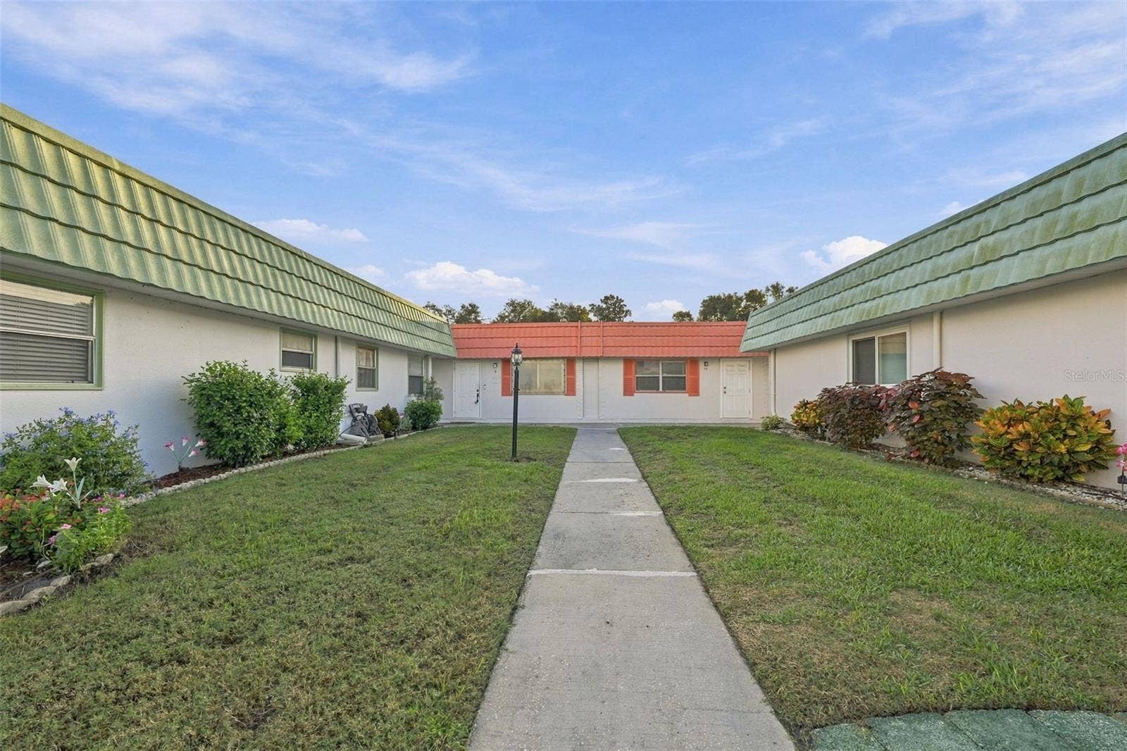 1802 BEDFORD LANE, #9, Sun City Center, FL 33573