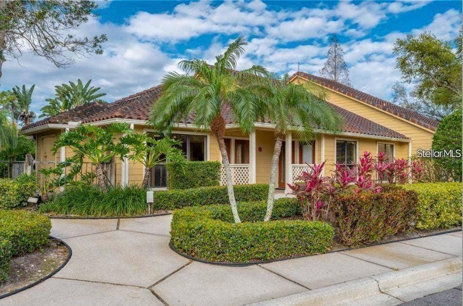 11901 4TH STREET N, #2208, St Petersburg, FL 33716 11901 4TH STREET N, #2208, St Petersburg, FL 33716