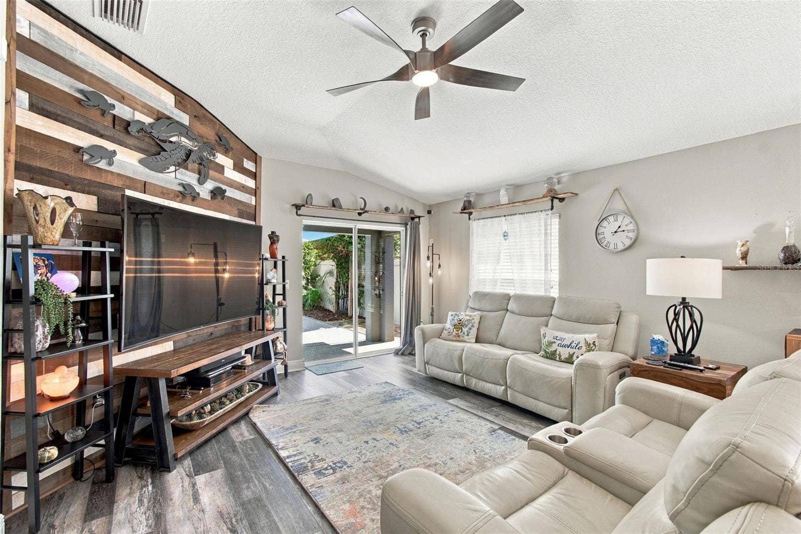15412 QUAIL WOODS PLACE, Ruskin, FL 33573 15412 QUAIL WOODS PLACE, Ruskin, FL 33573