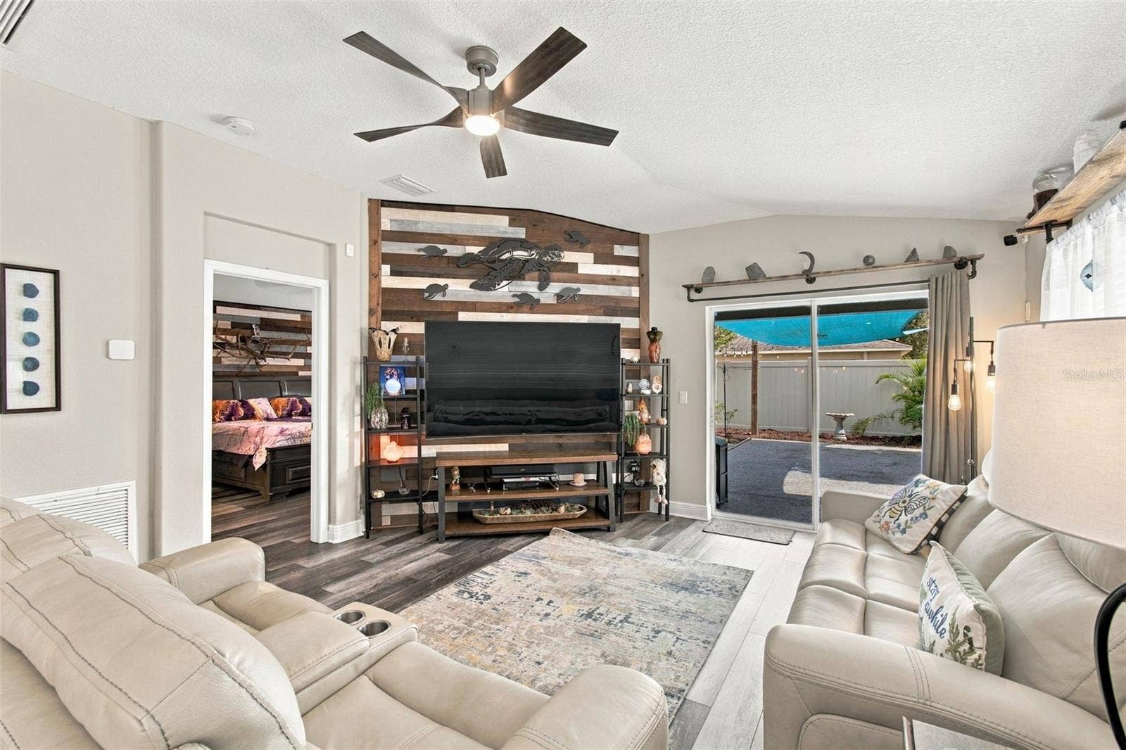 15412 QUAIL WOODS PLACE, Ruskin, FL 33573 15412 QUAIL WOODS PLACE, Ruskin, FL 33573