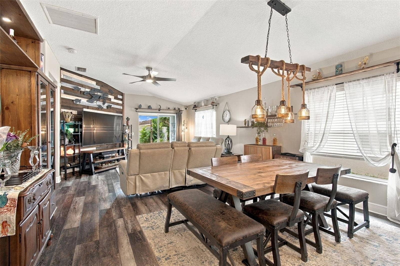 15412 QUAIL WOODS PLACE, Ruskin, FL 33573 15412 QUAIL WOODS PLACE, Ruskin, FL 33573