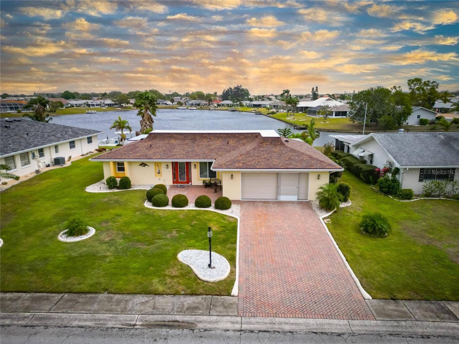 1710 NEW BEDFORD DRIVE, Sun City Center, FL 33573 1710 NEW BEDFORD DRIVE, Sun City Center, FL 33573