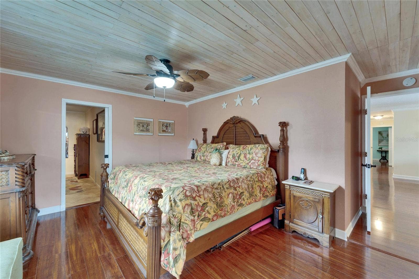 1710 NEW BEDFORD DRIVE, Sun City Center, FL 33573 1710 NEW BEDFORD DRIVE, Sun City Center, FL 33573