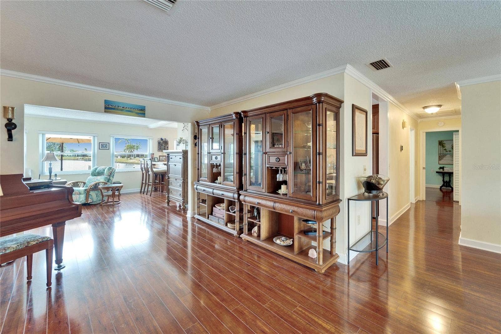 1710 NEW BEDFORD DRIVE, Sun City Center, FL 33573 1710 NEW BEDFORD DRIVE, Sun City Center, FL 33573