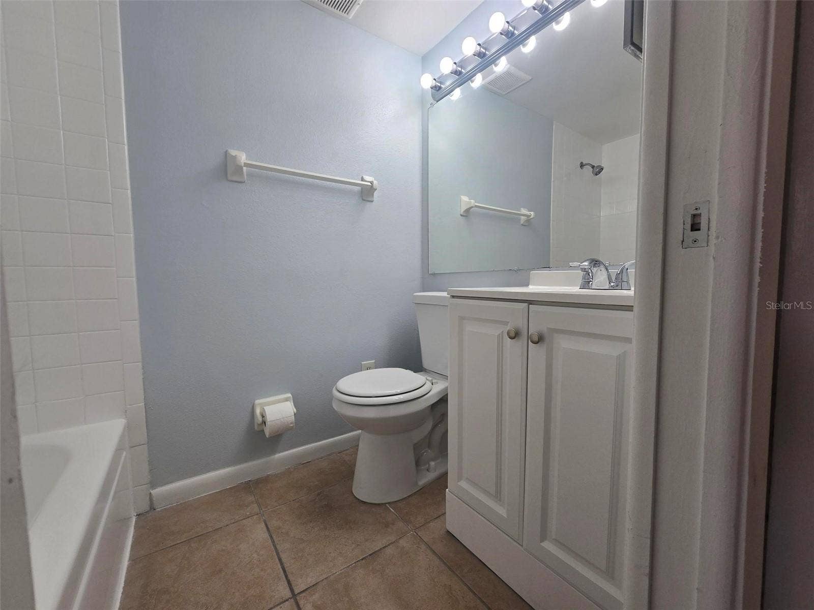 4922 W GANDY BOULEVARD, #G102, Tampa, FL 33611
