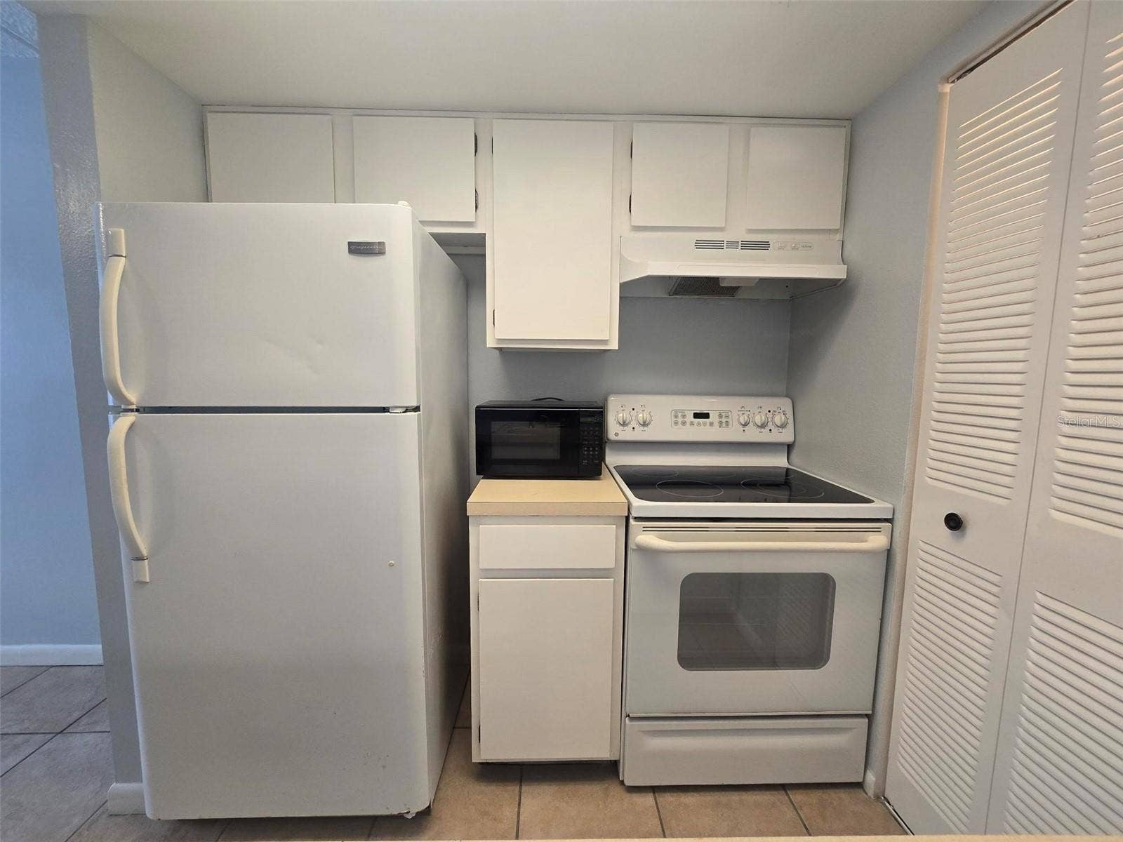 4922 W GANDY BOULEVARD, #G102, Tampa, FL 33611